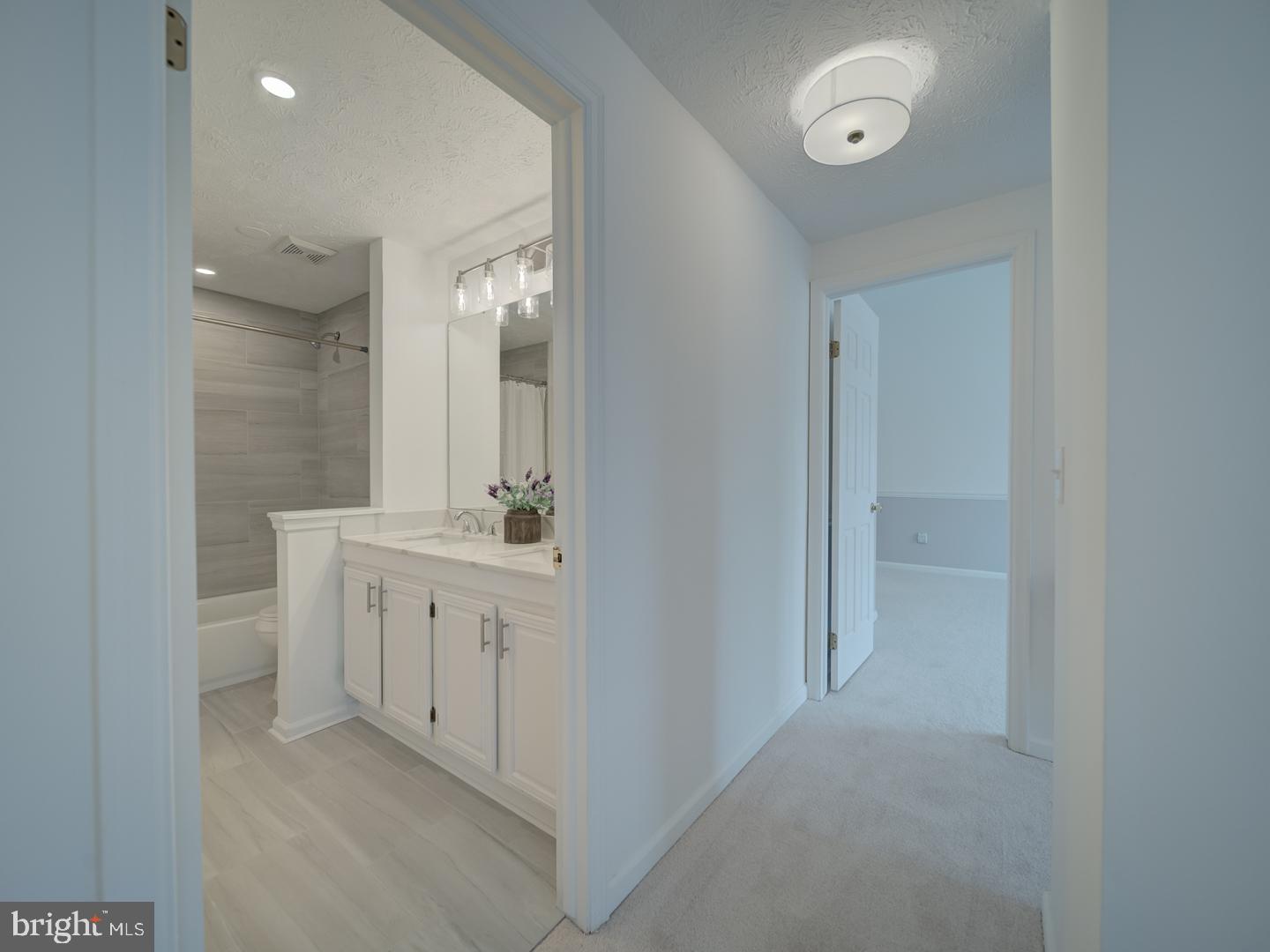 CEDAR CREST - Residential