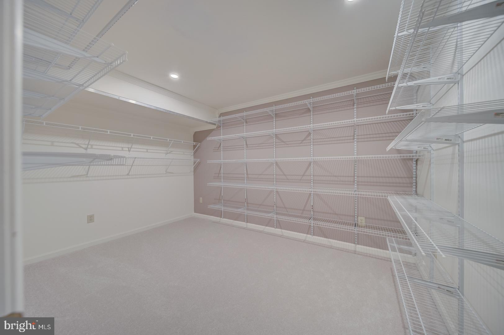 CEDAR CREST - Residential