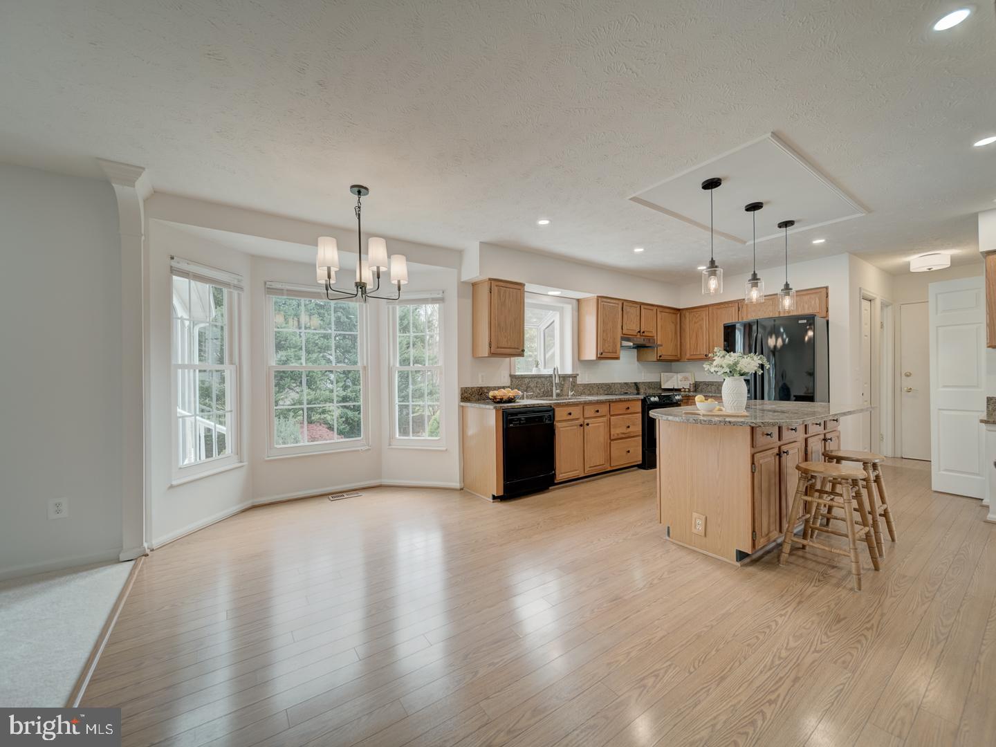 CEDAR CREST - Residential