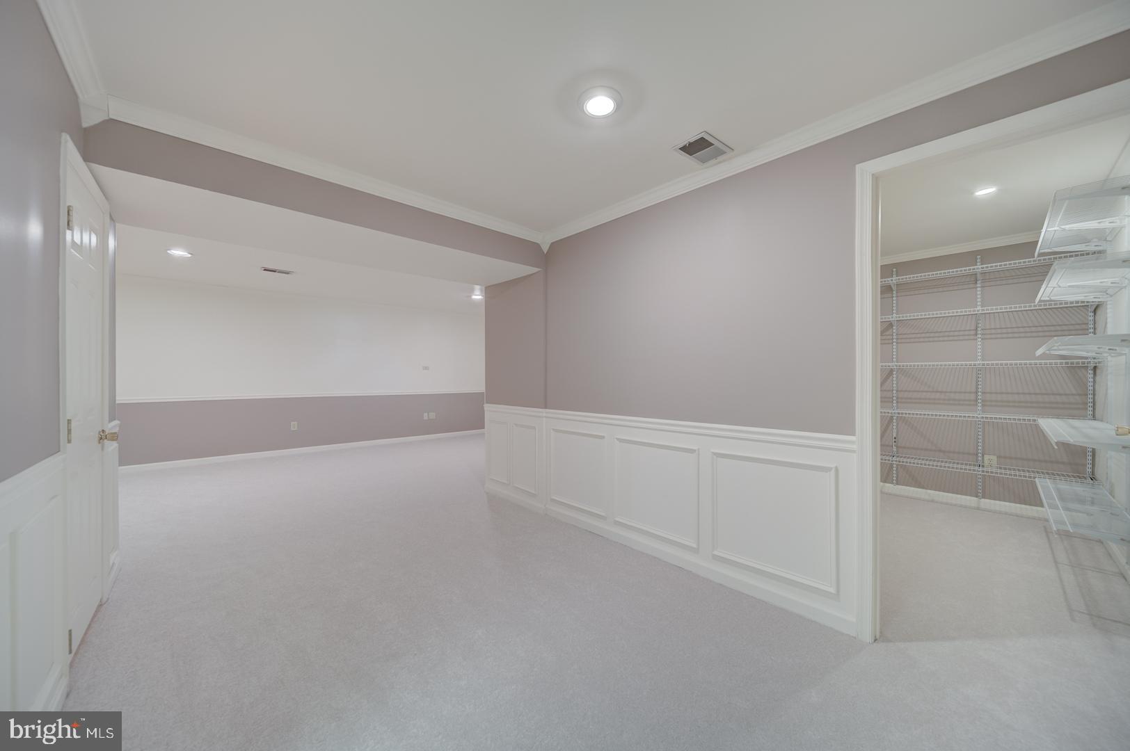 CEDAR CREST - Residential