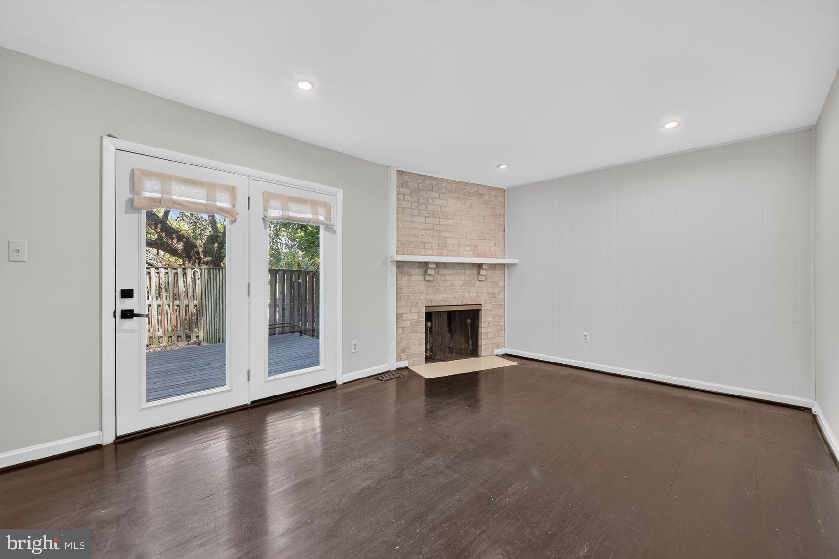 10903 KNIGHTS BRIDGE COURT