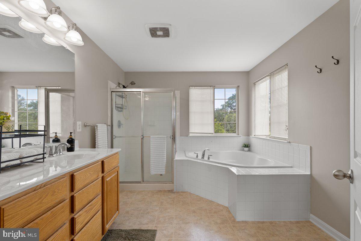 NORTH RIDGE - Residential