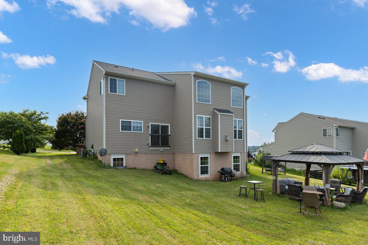 NORTH RIDGE - Residential