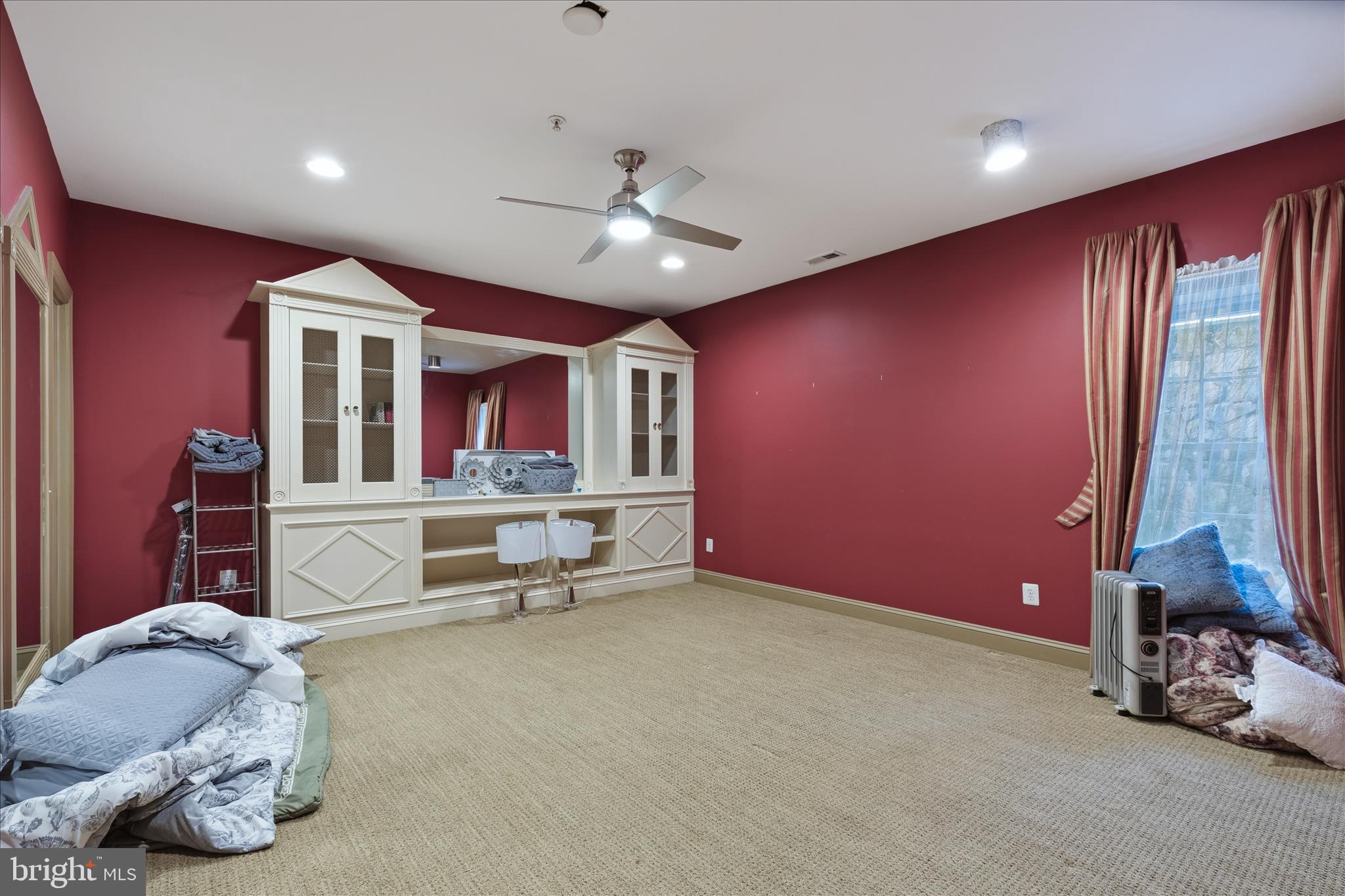 STONEY CREEK FARM - Residential