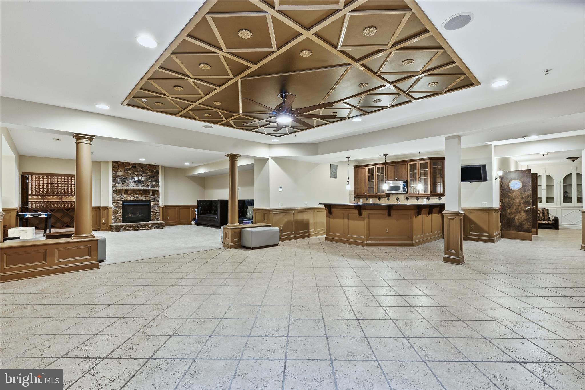 STONEY CREEK FARM - Residential