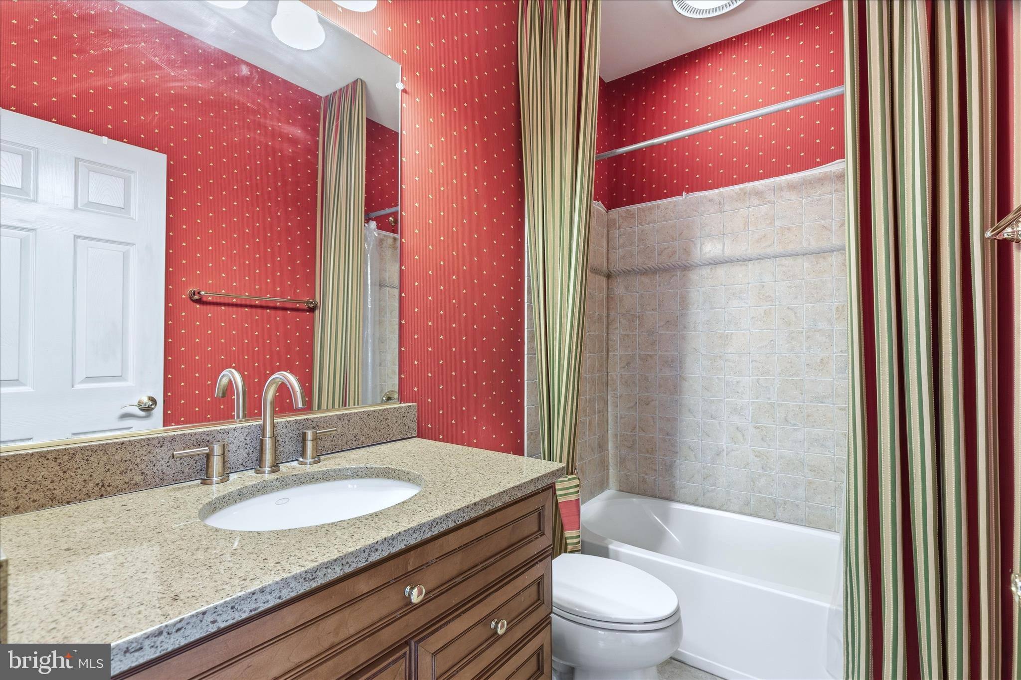 STONEY CREEK FARM - Residential