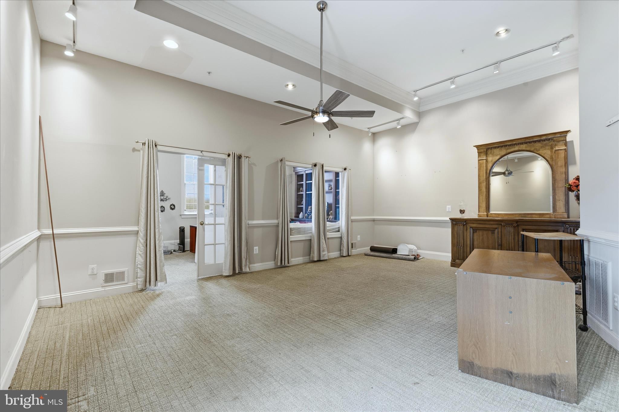 STONEY CREEK FARM - Residential