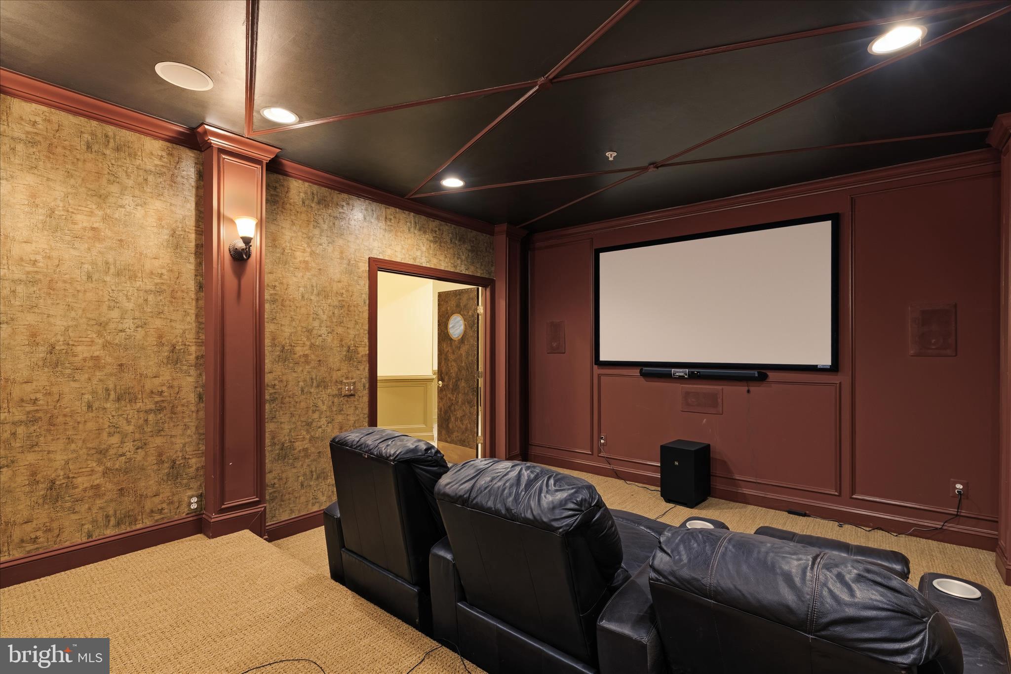 STONEY CREEK FARM - Residential