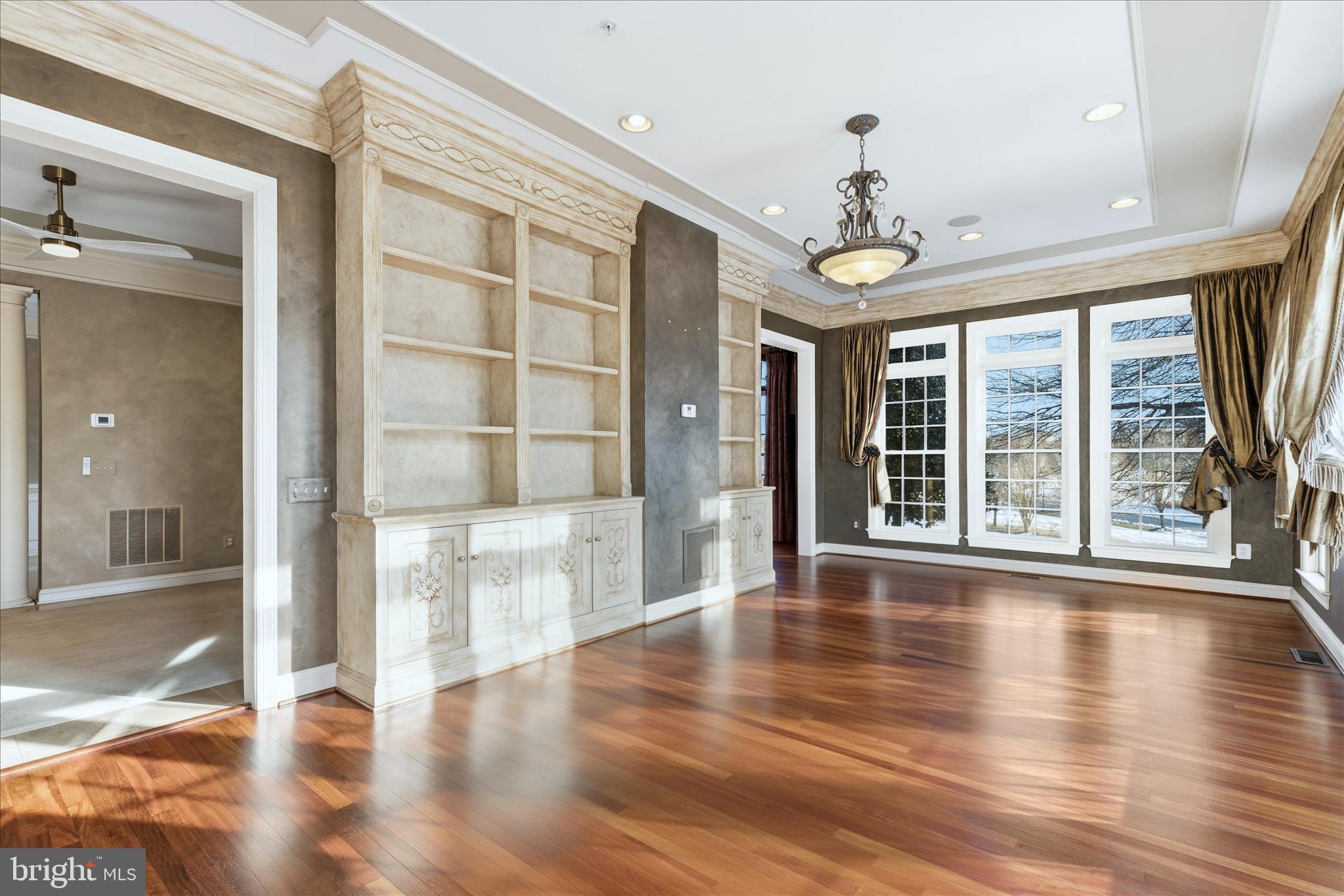 STONEY CREEK FARM - Residential