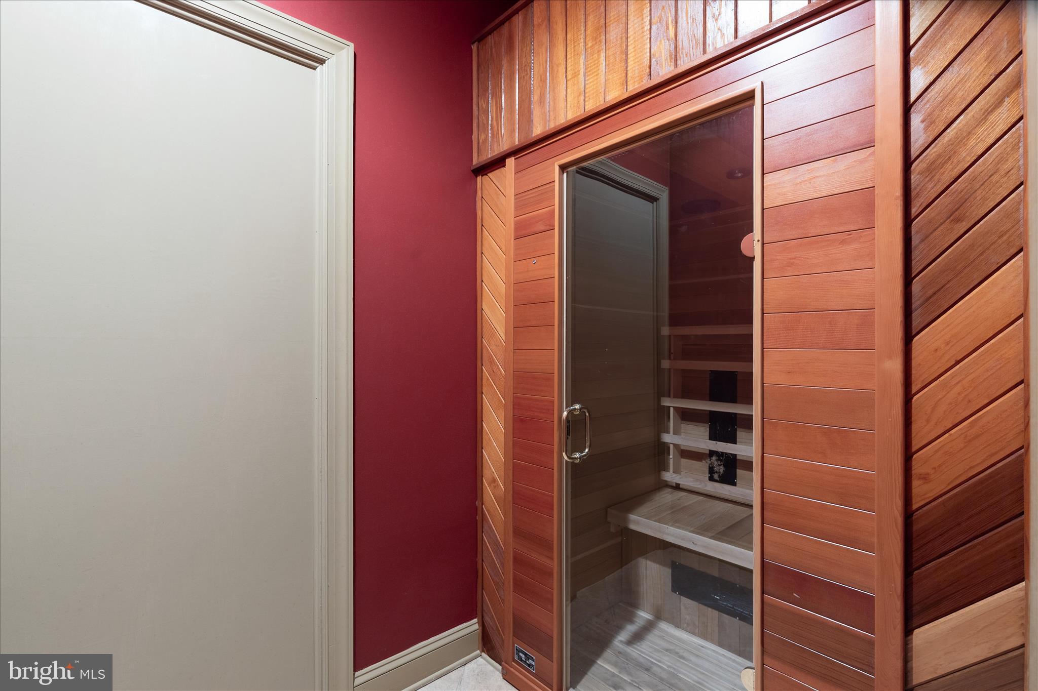 STONEY CREEK FARM - Residential