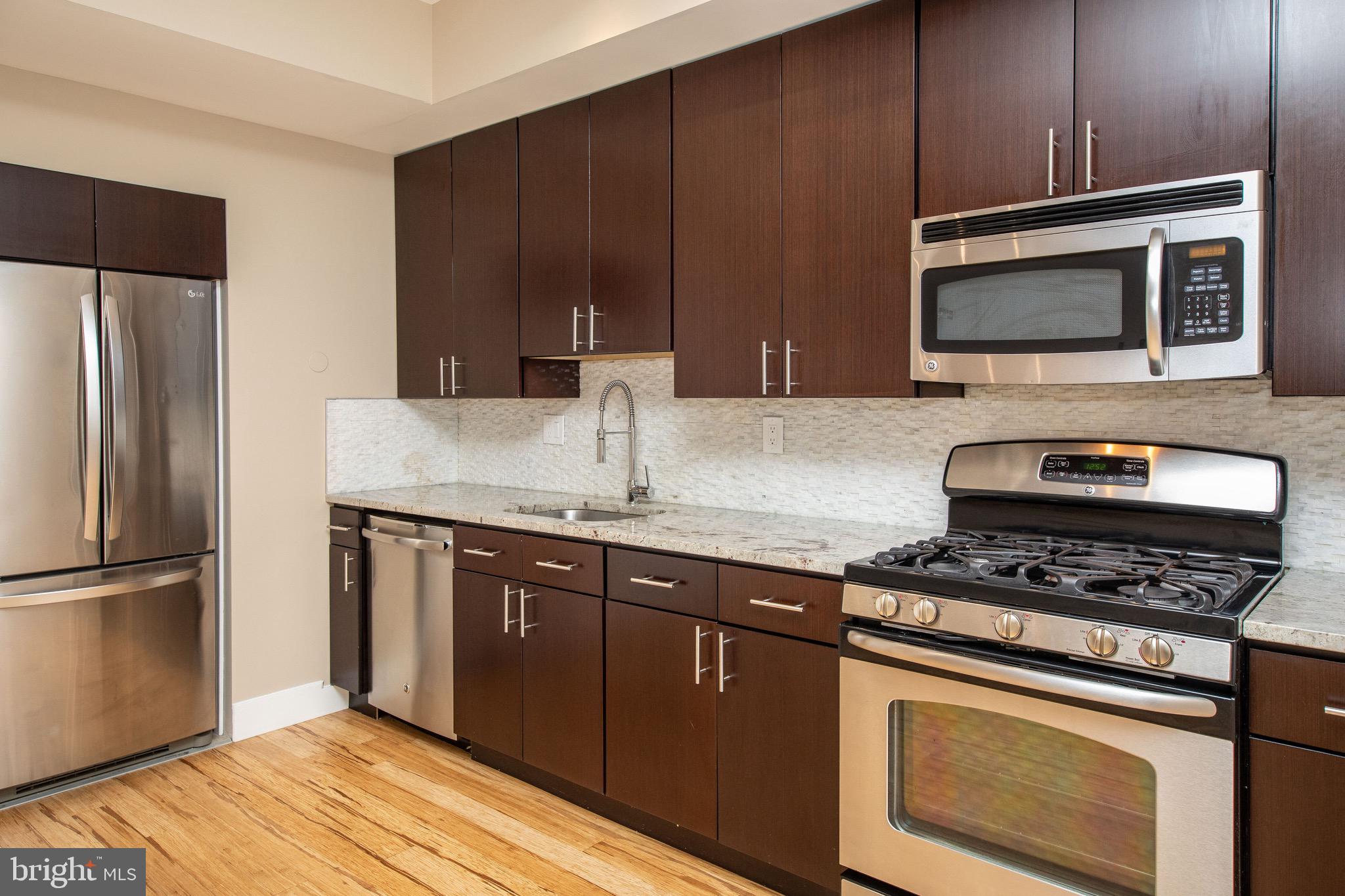 FRANCISVILLE - Residential