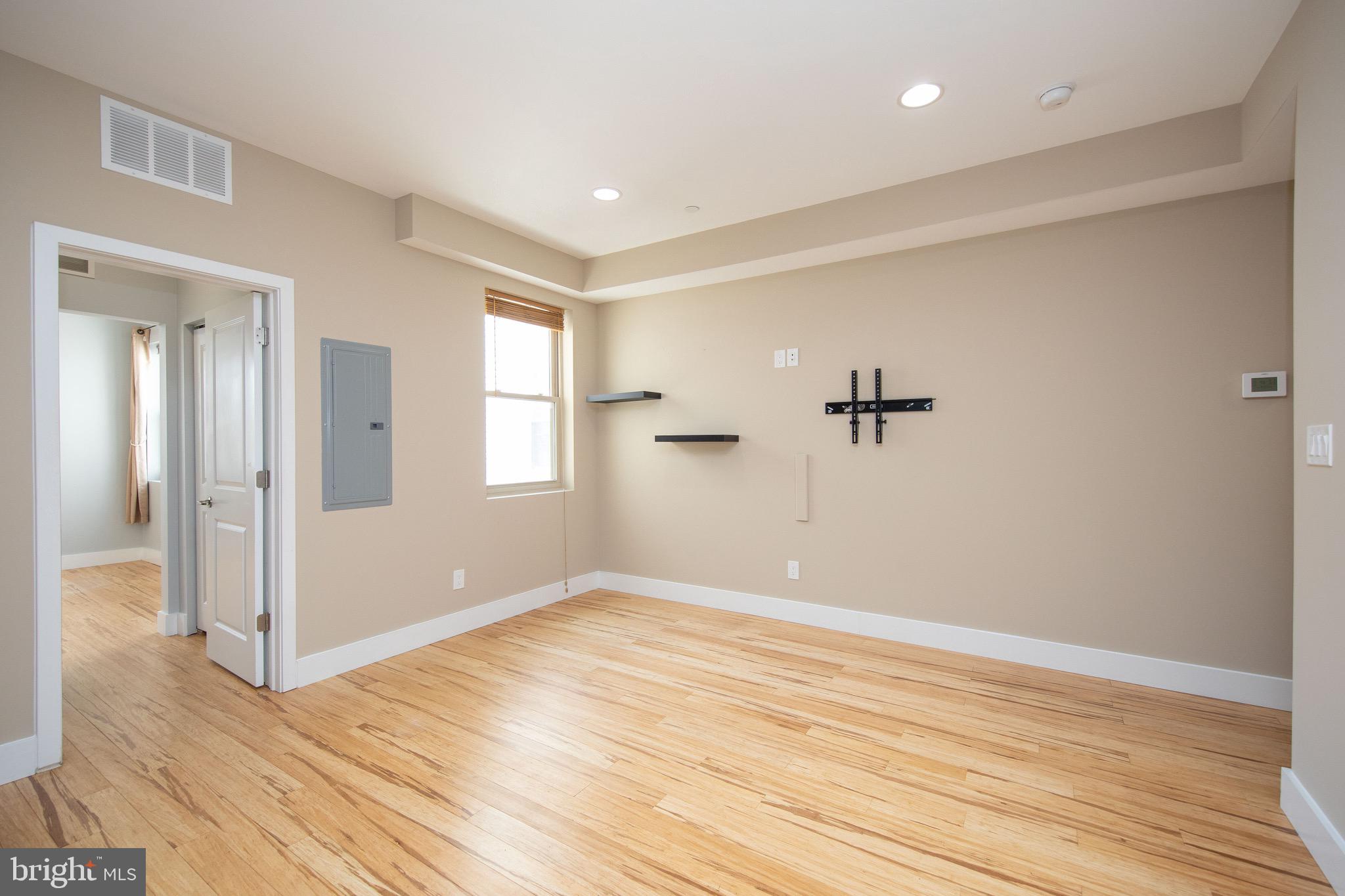 FRANCISVILLE - Residential