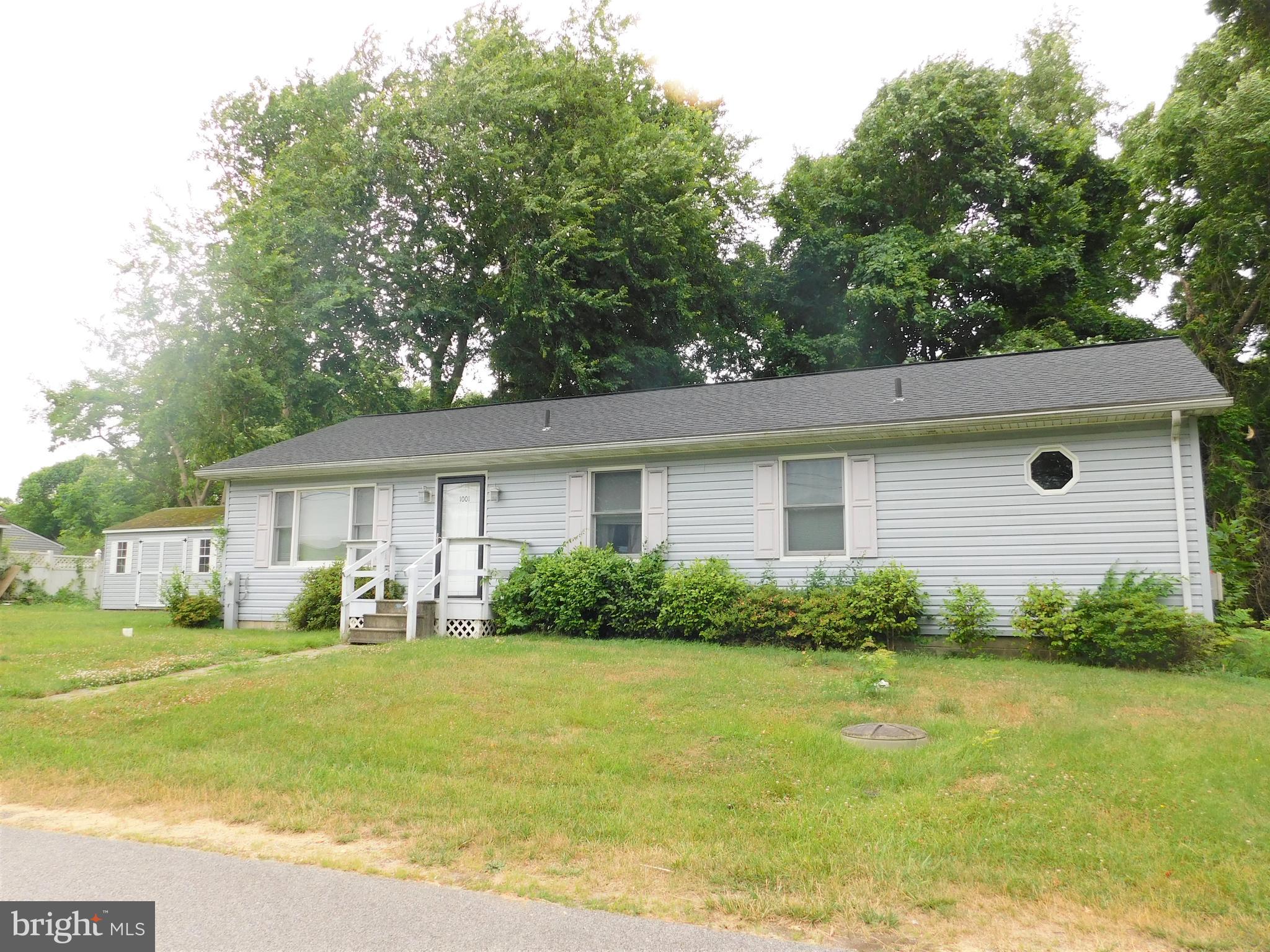 CEDAR BEACH - Residential