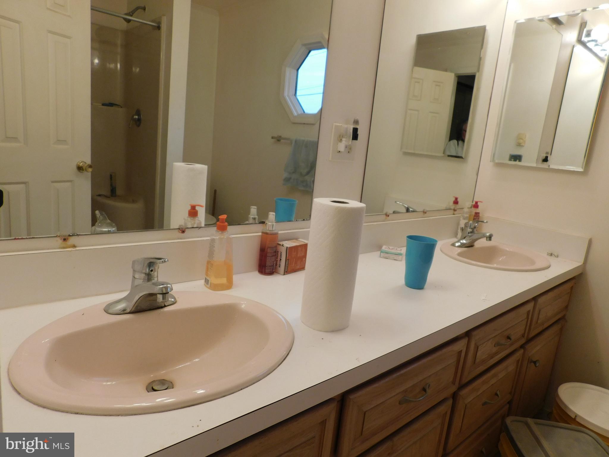 CEDAR BEACH - Residential