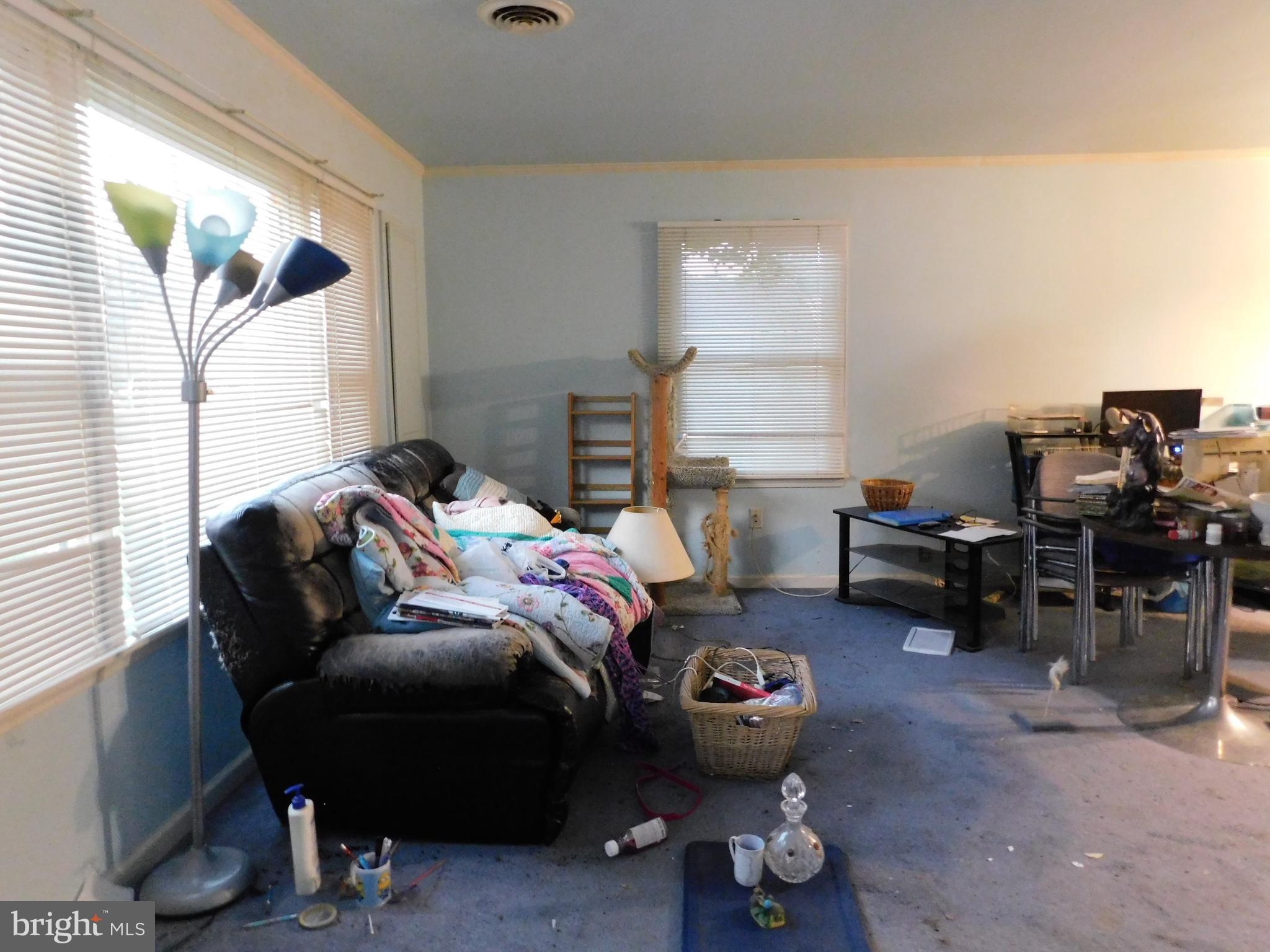 CEDAR BEACH - Residential