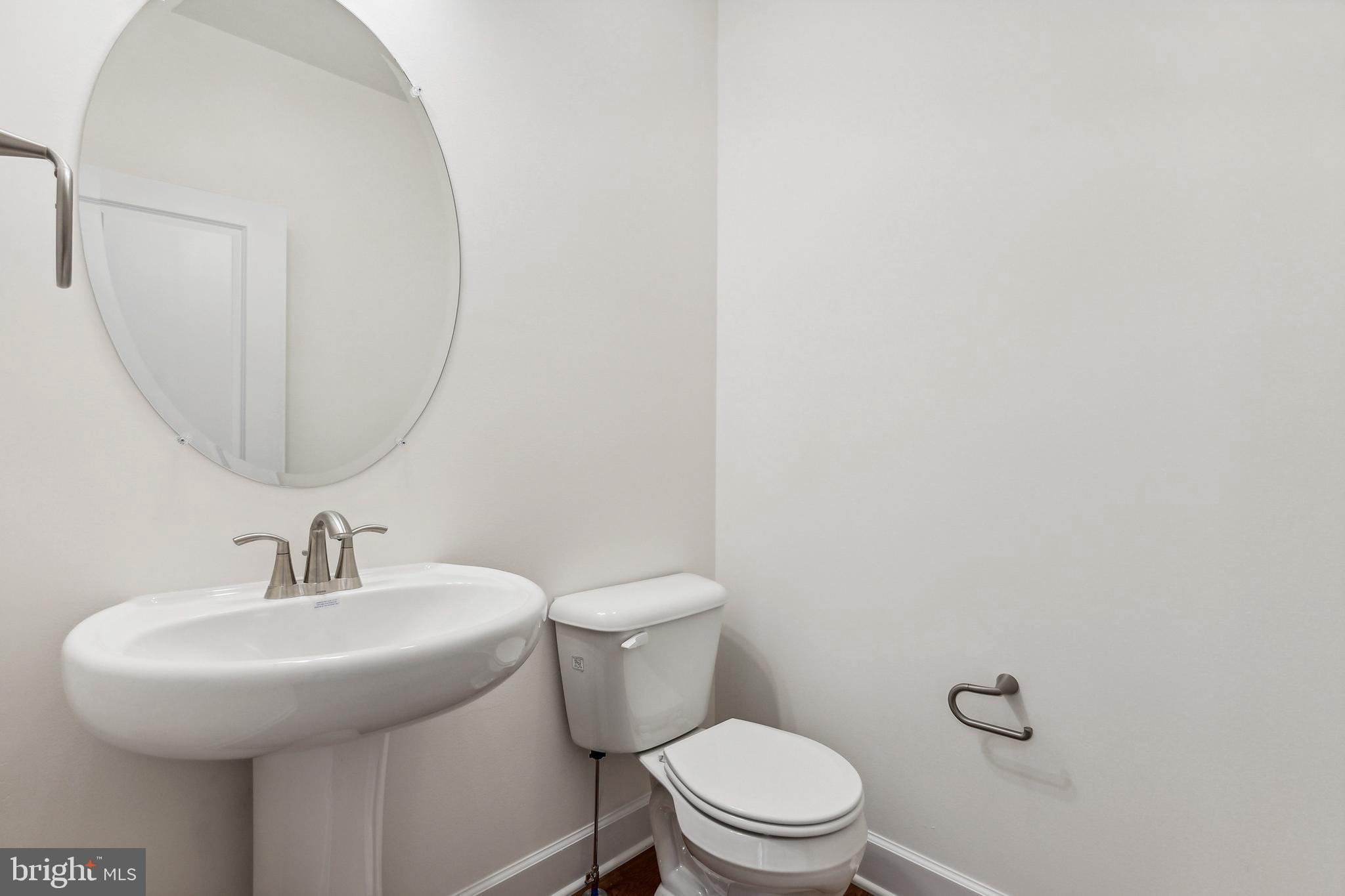 THORNBURY HUNT II - Residential