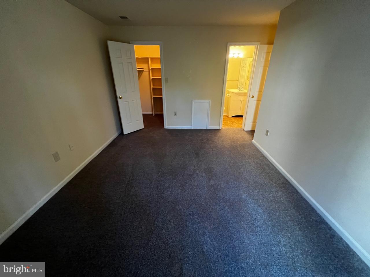 WATERS HOUSE - Residential Lease