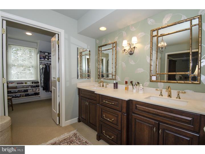 RAVENSCLIFF - Residential