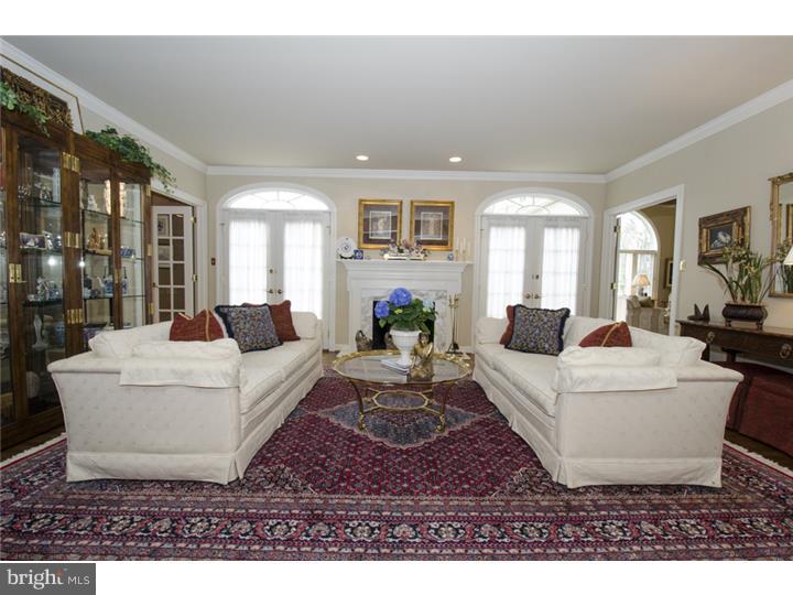 RAVENSCLIFF - Residential