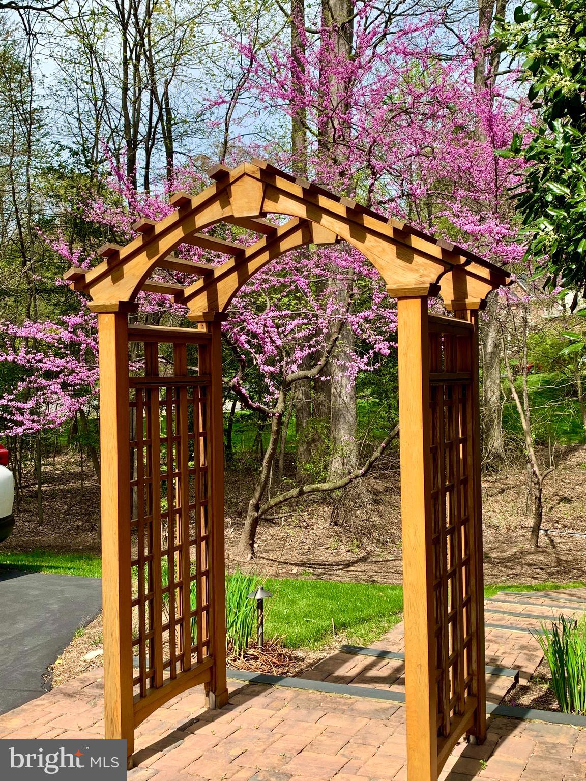 WEST OAKS ESTATES - Residential