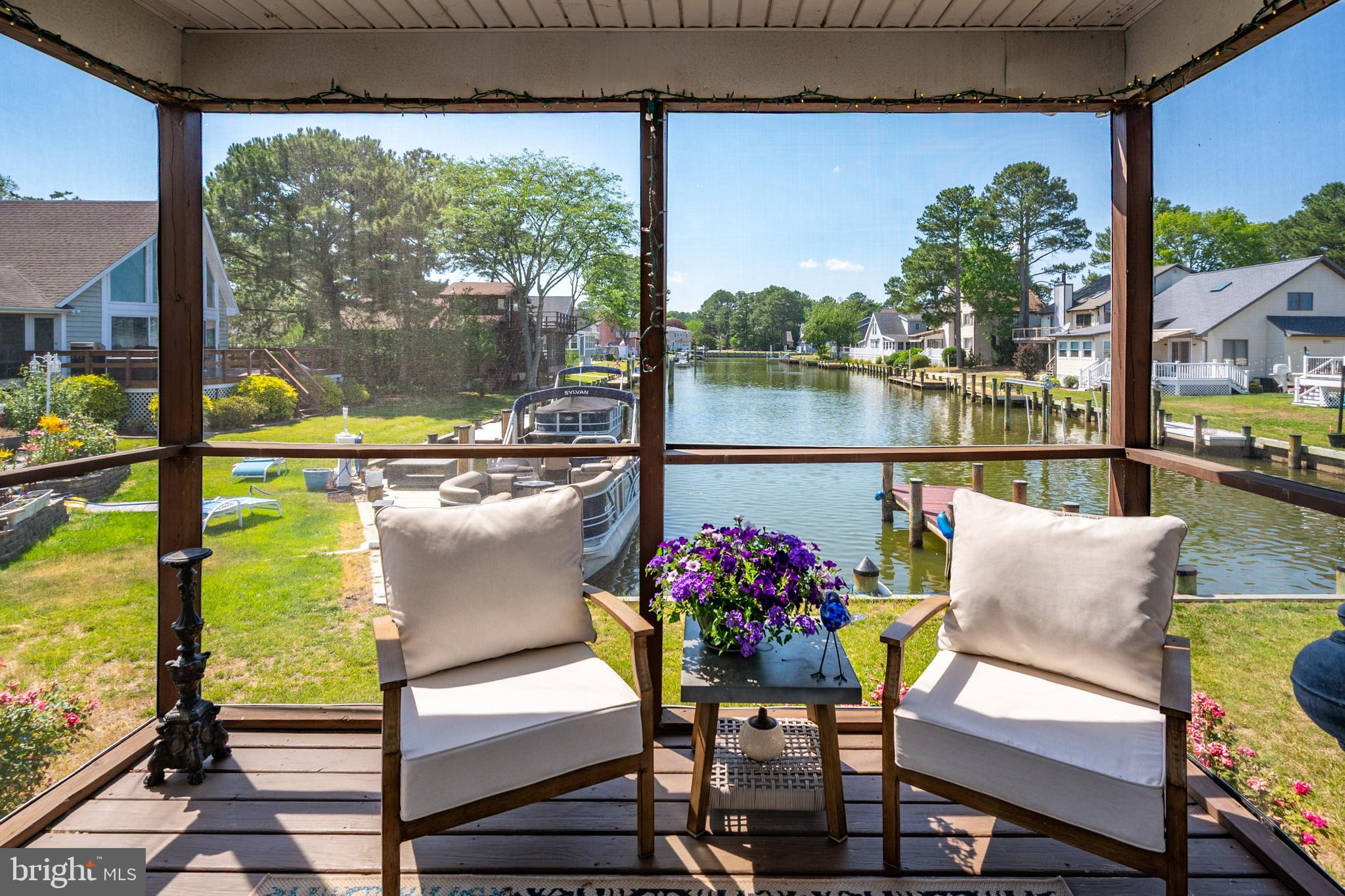 9 HARBORVIEW DRIVE
