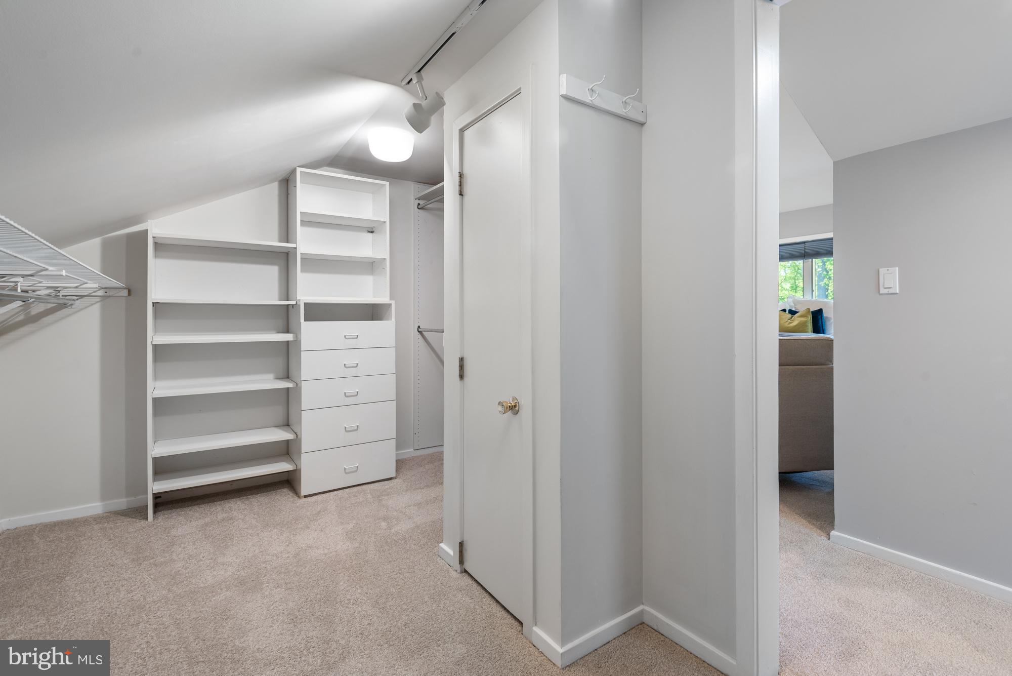 PARKWOOD - Residential