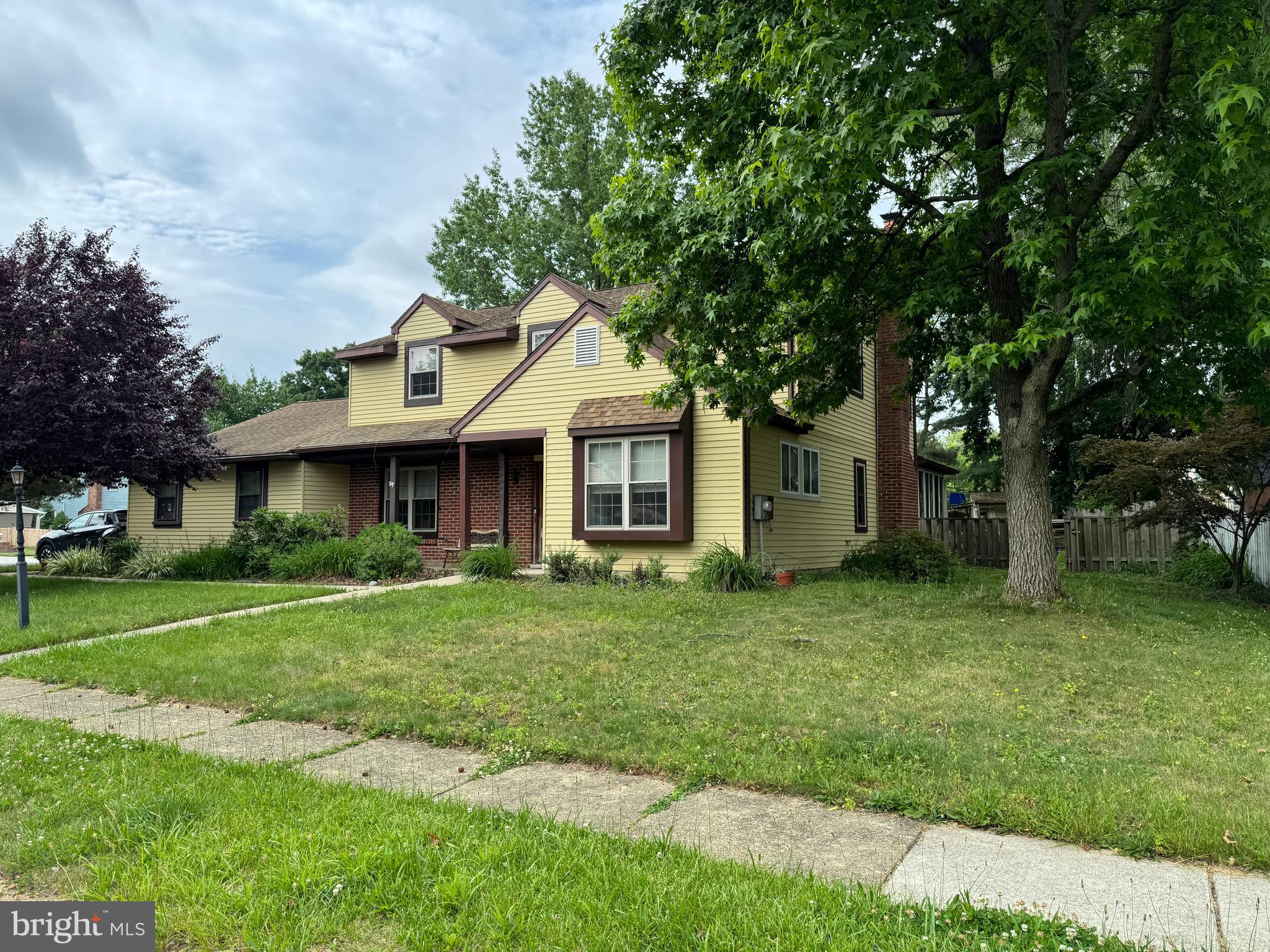 110 THORNWOOD DRIVE