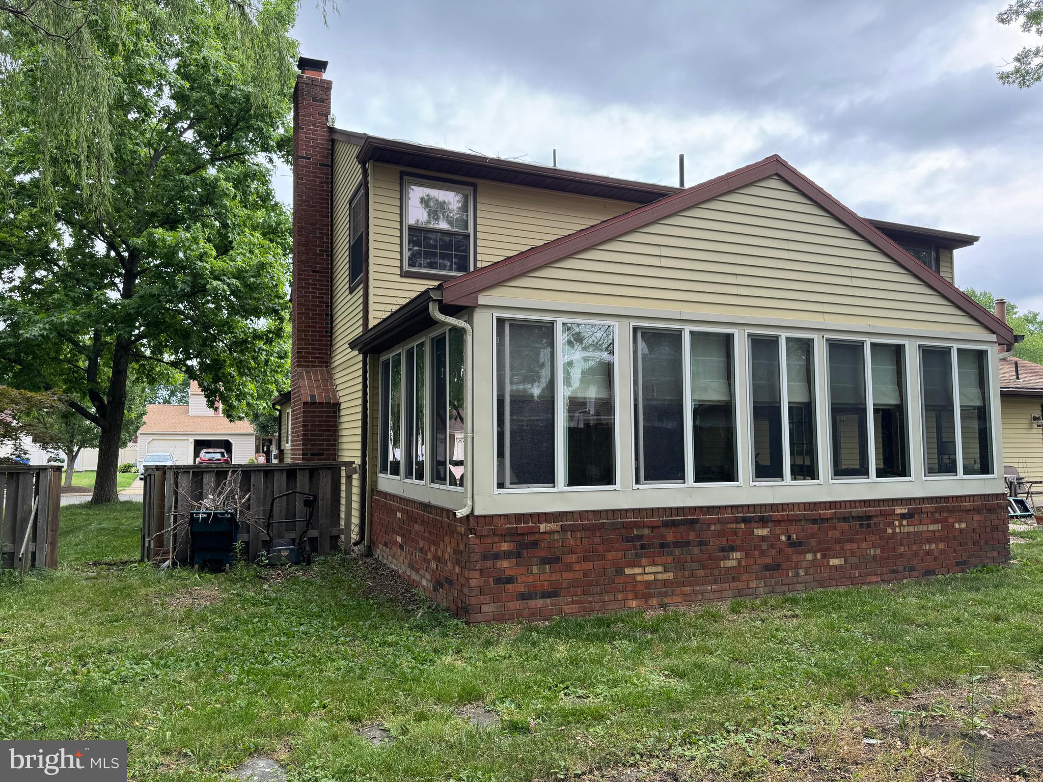 110 THORNWOOD DRIVE