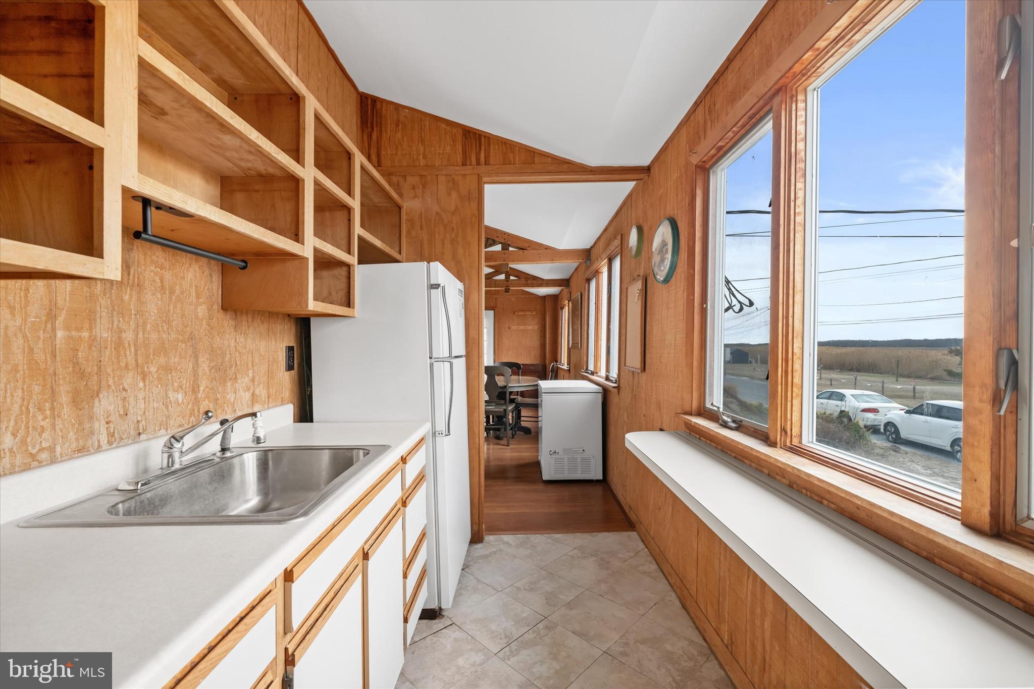 PICKERING BEACH - Residential