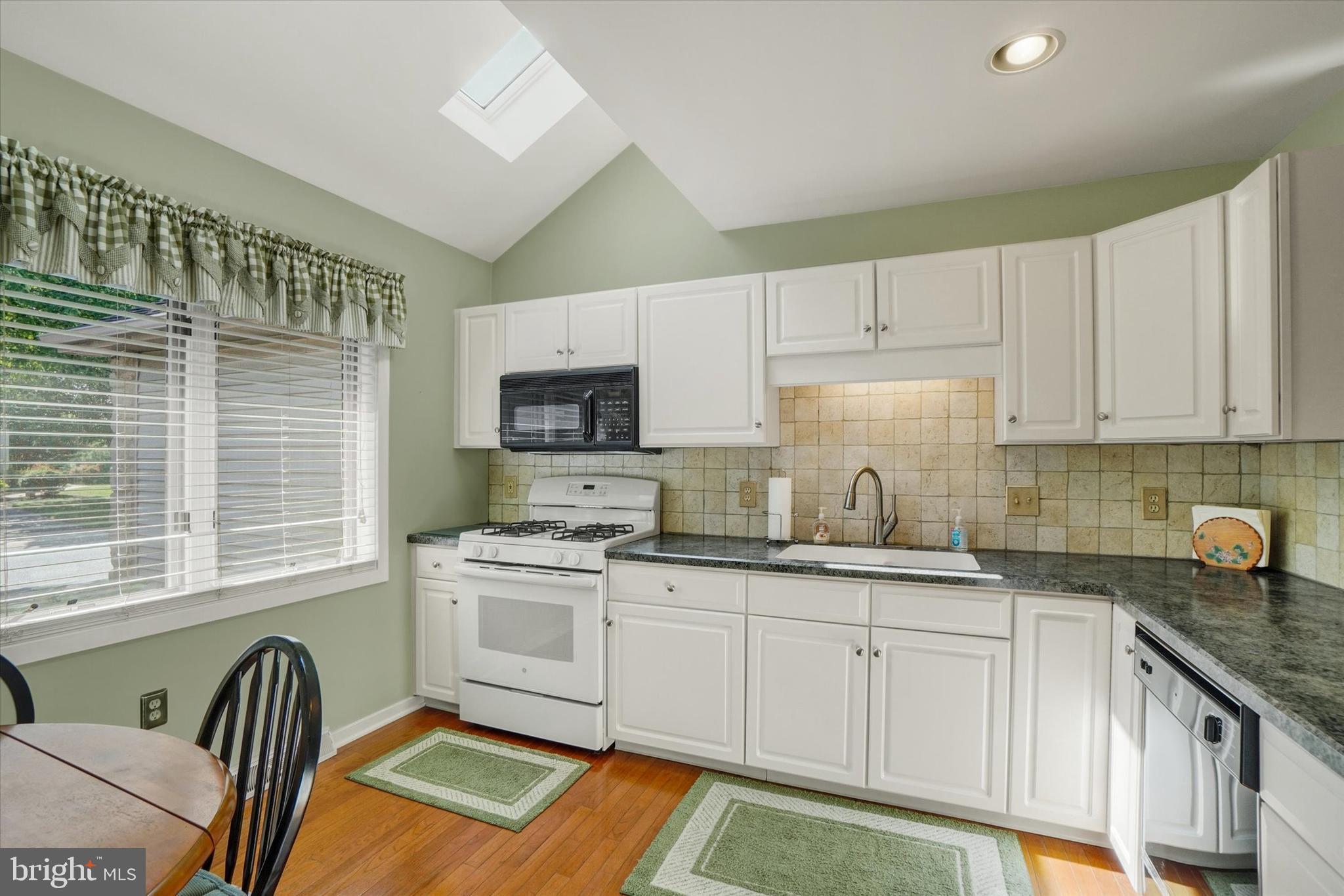 HERITAGE HILLS - Residential