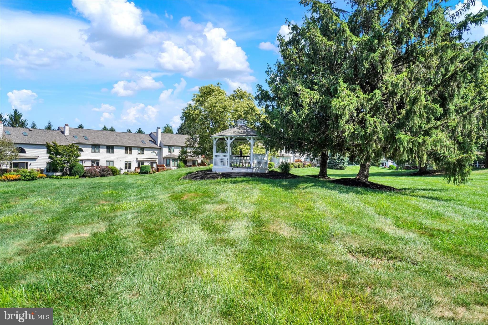 HERITAGE HILLS - Residential