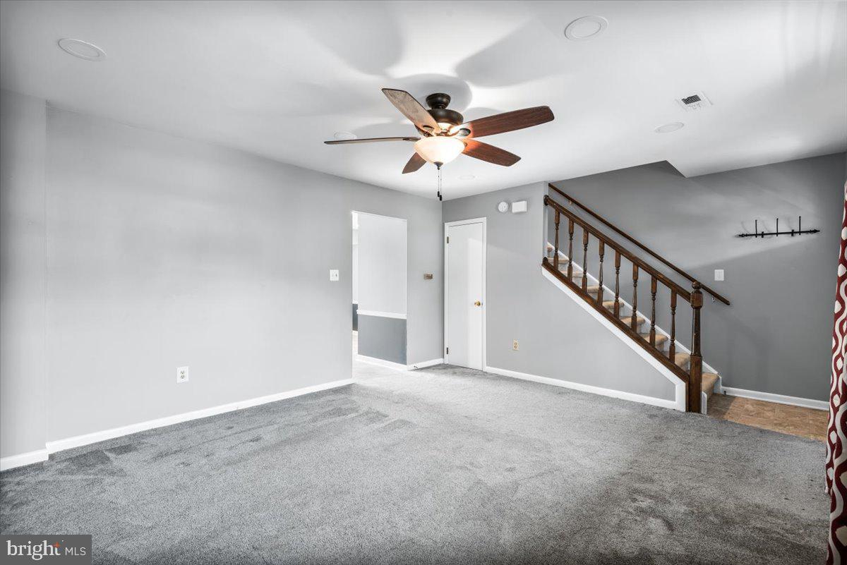 BREEZEWOOD FOREST - Residential Lease