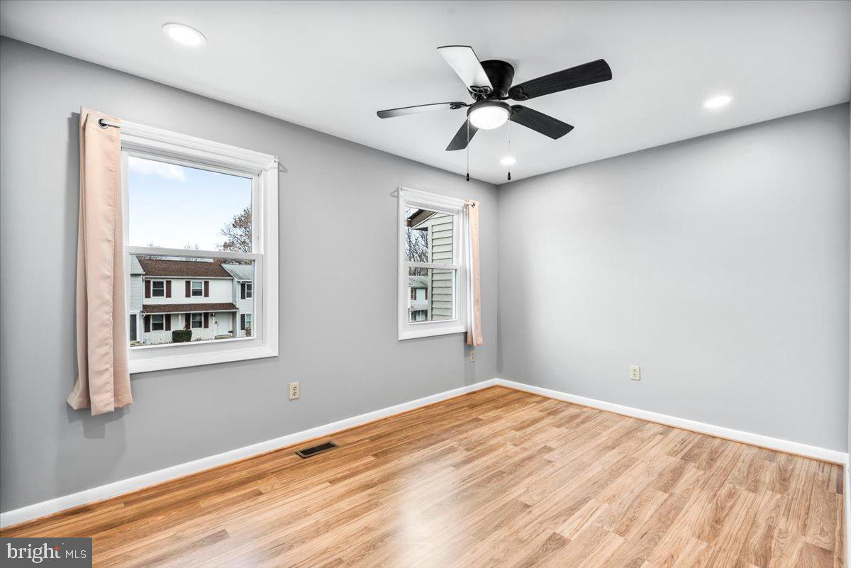 BREEZEWOOD FOREST - Residential Lease