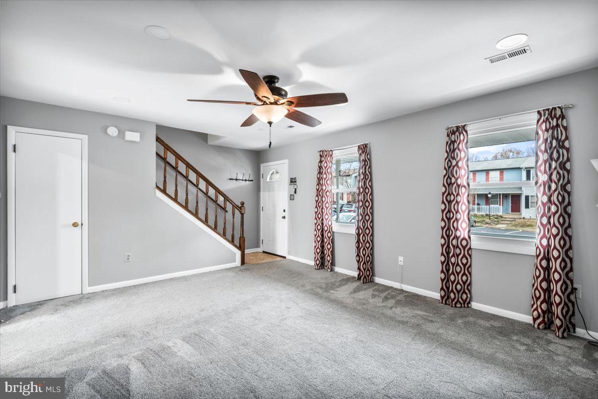 BREEZEWOOD FOREST - Residential Lease