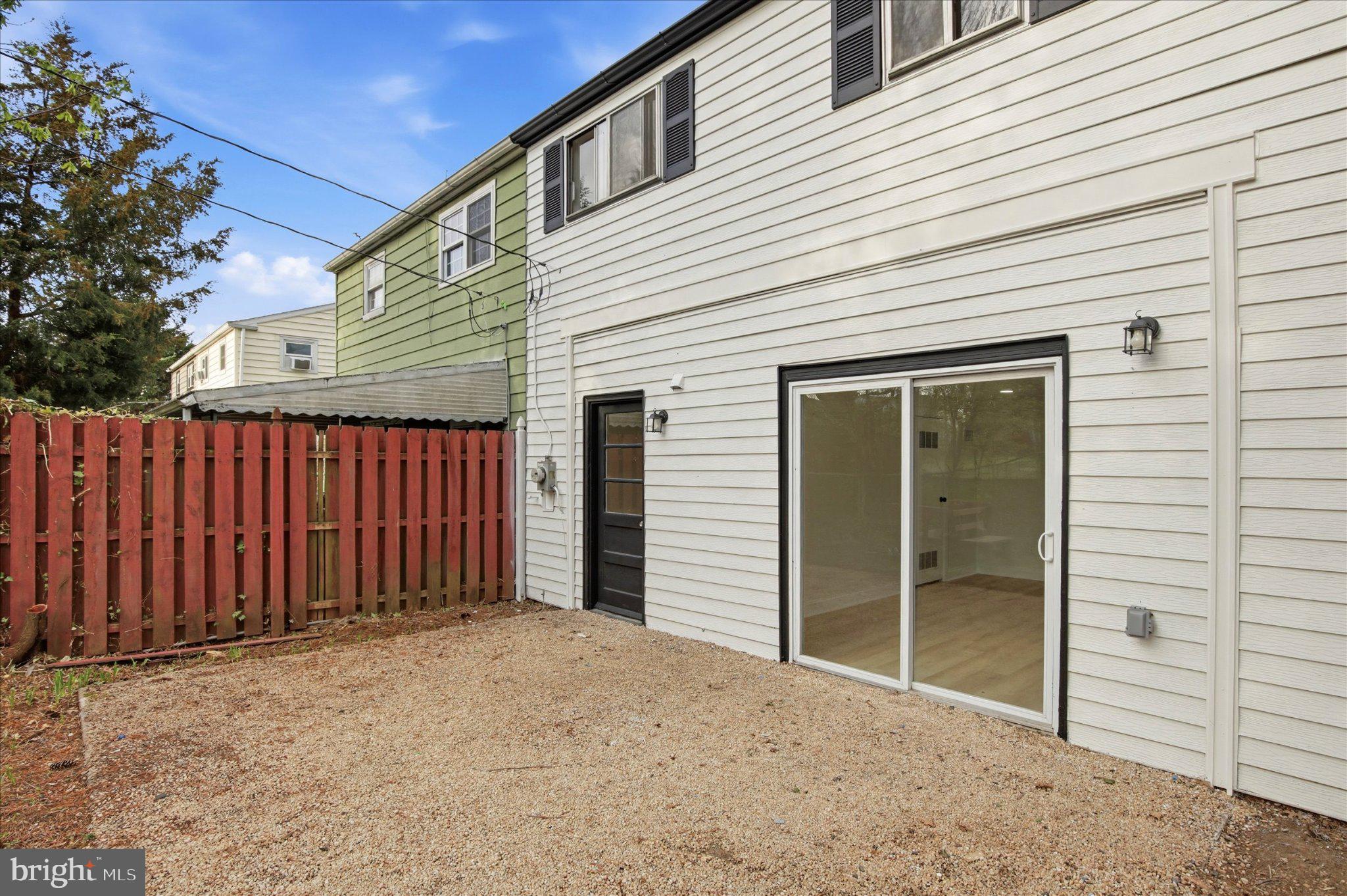 PENN BROOKE GDNS - Residential