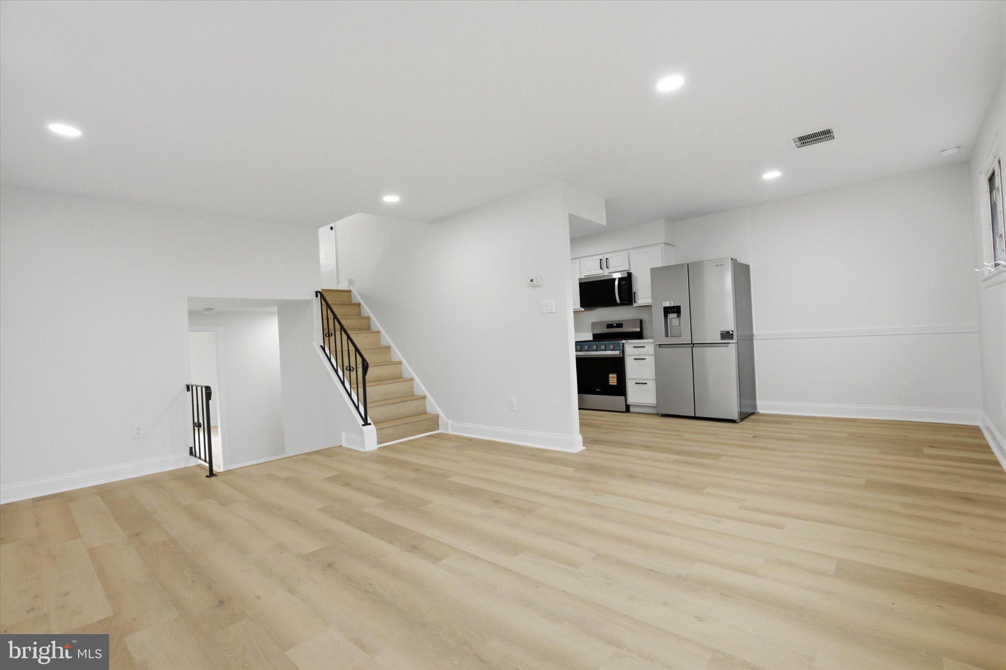 PENN BROOKE GDNS - Residential