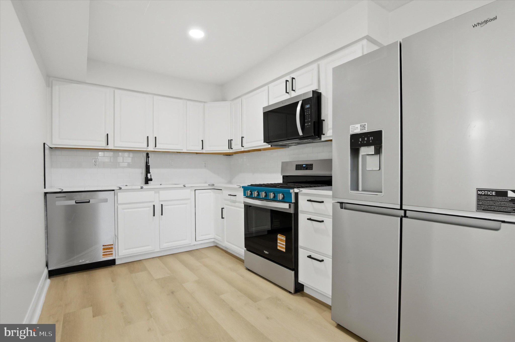 PENN BROOKE GDNS - Residential