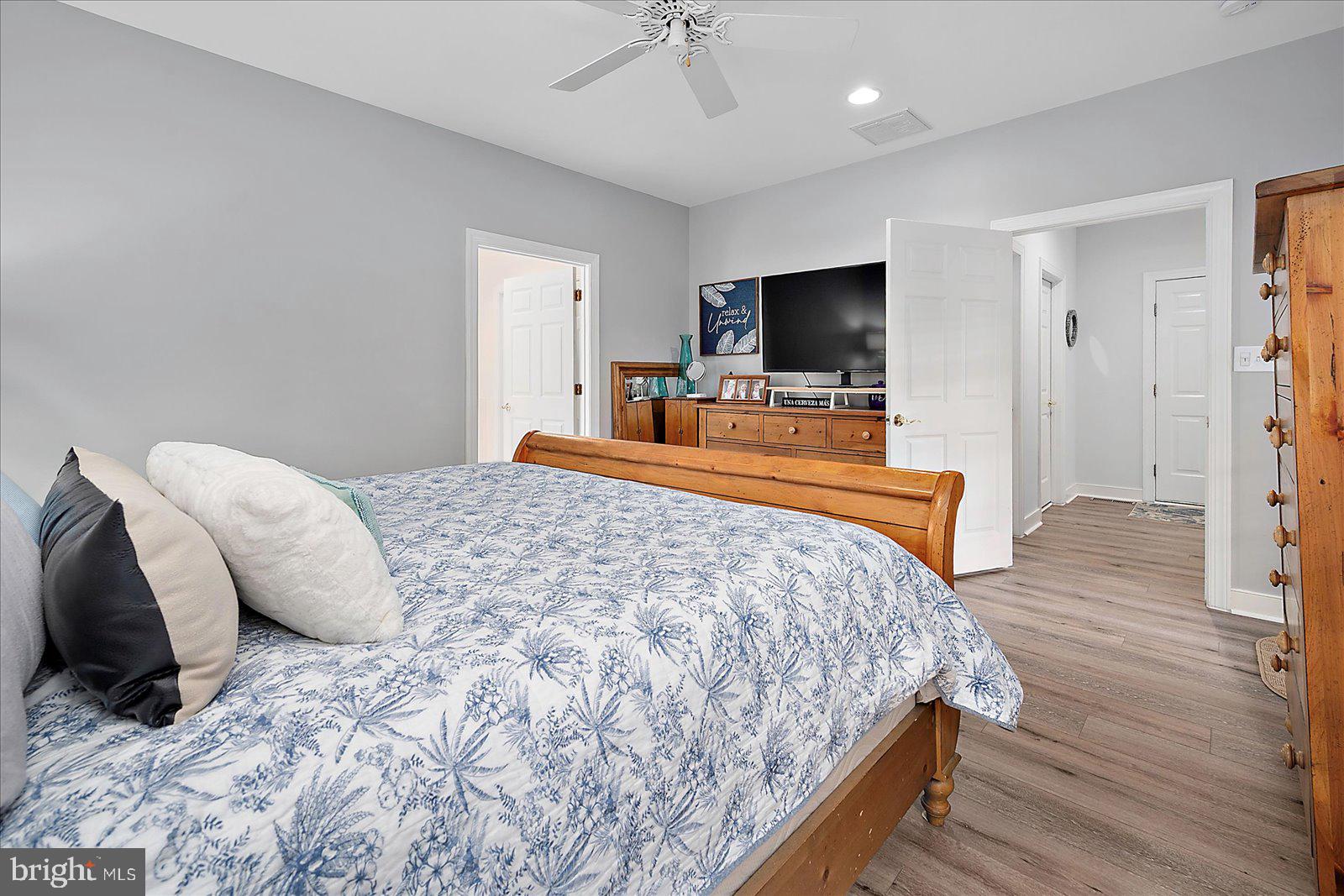 OCEAN REEF - Residential