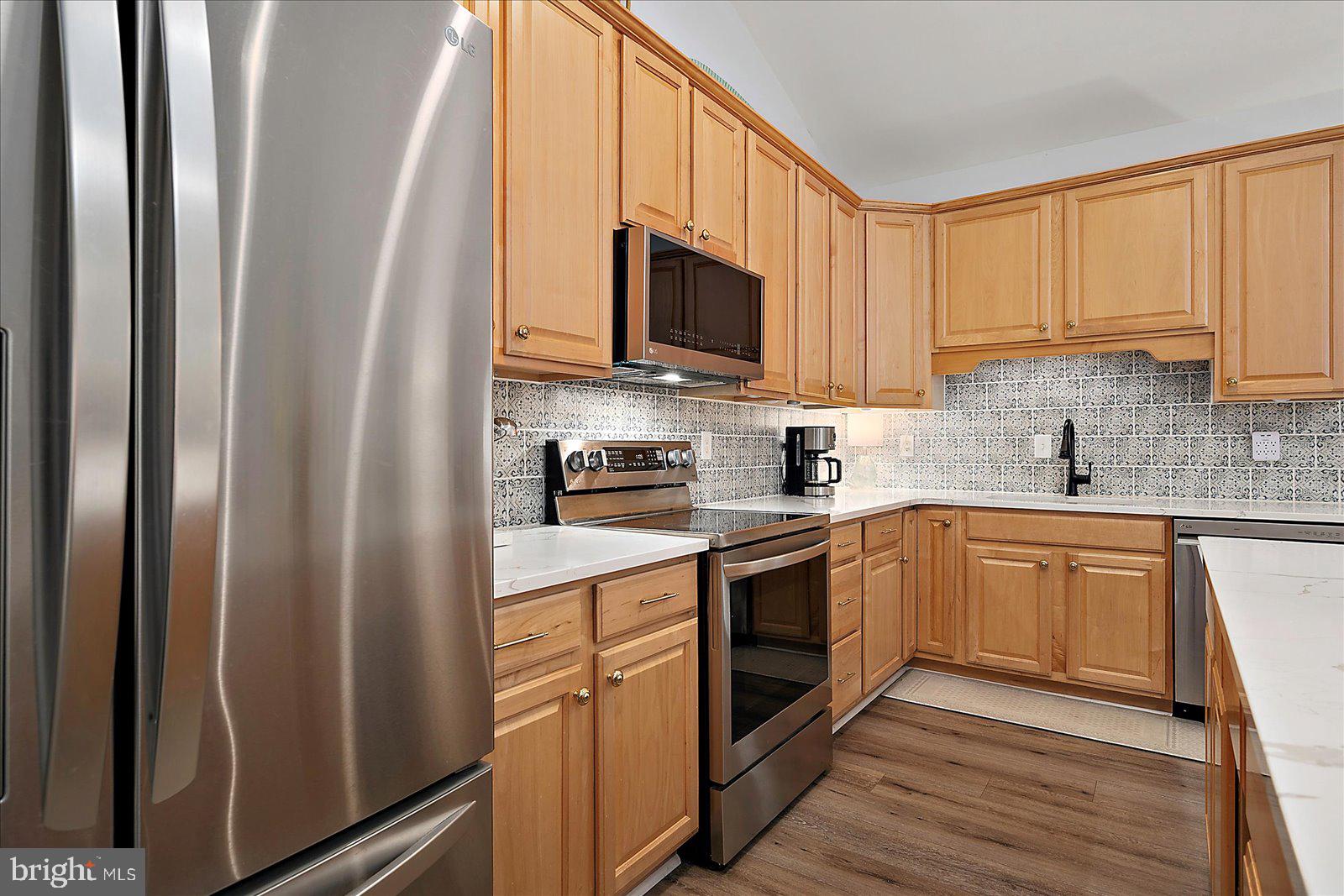 OCEAN REEF - Residential