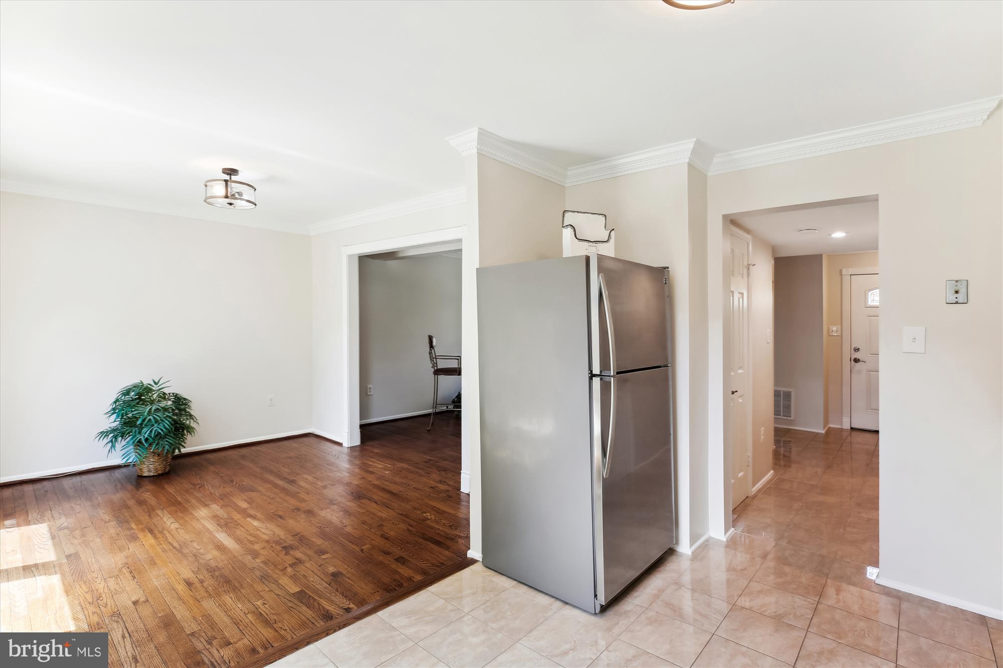 ROCKSHIRE TOWNHOMES - Residential Lease