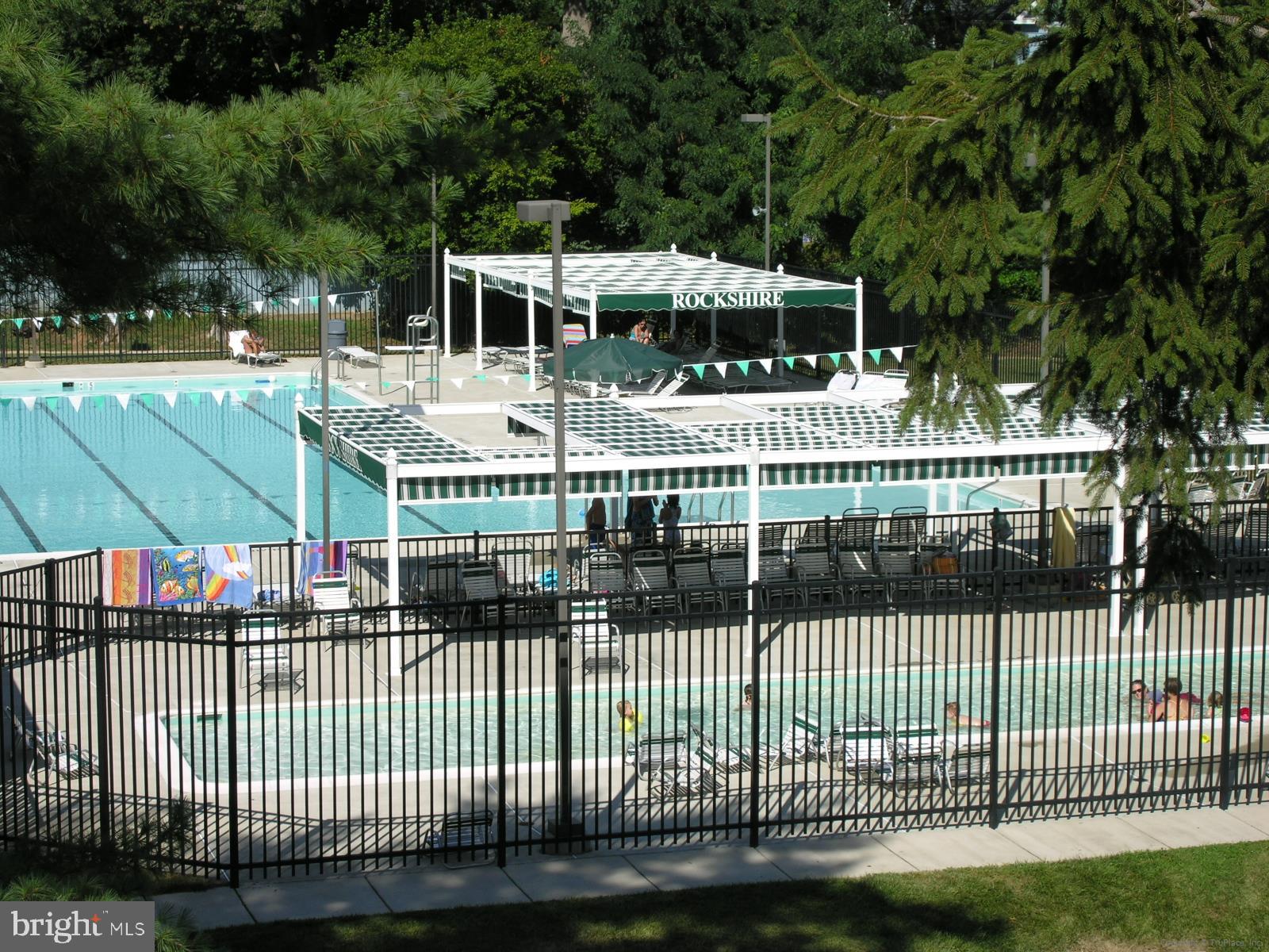 ROCKSHIRE TOWNHOMES - Residential Lease