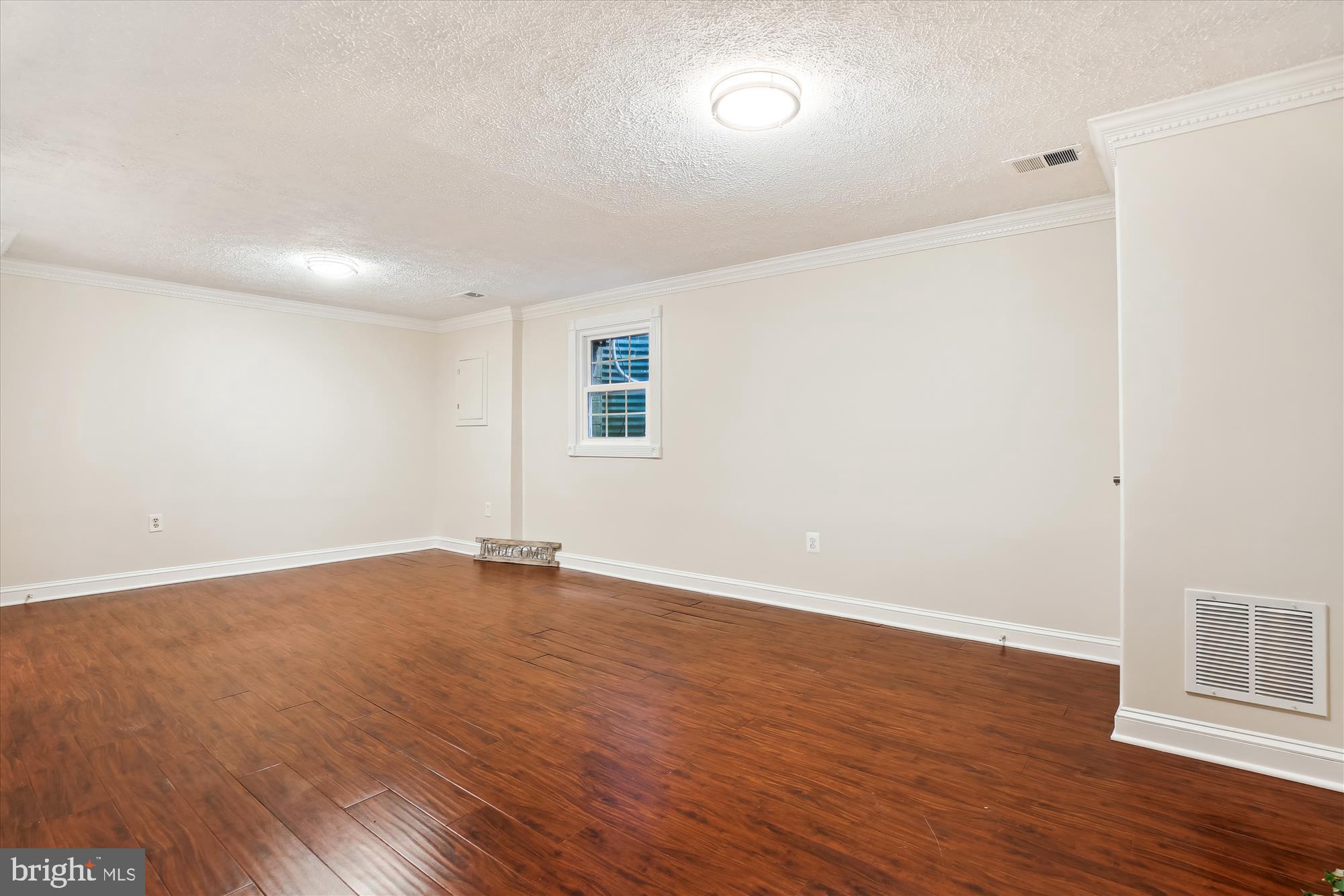 ROCKSHIRE TOWNHOMES - Residential Lease