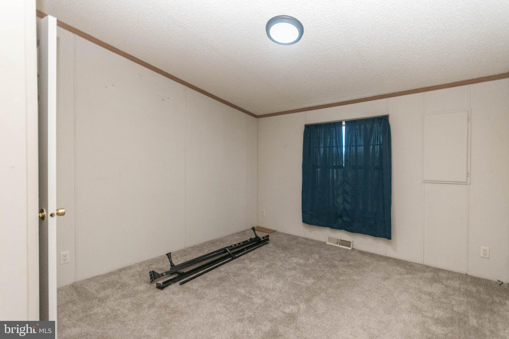 ROYAL CREST ESTATES - Residential