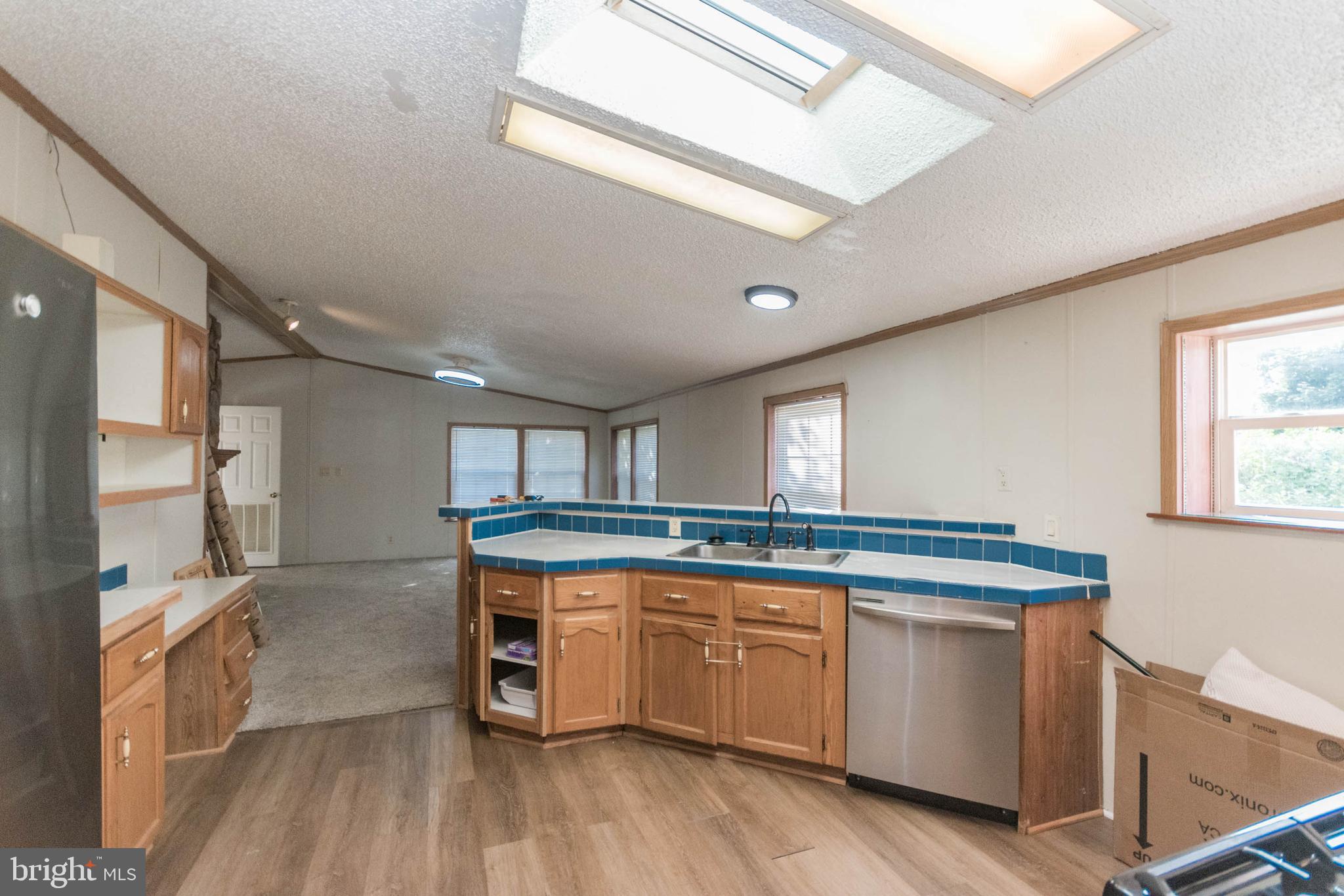 ROYAL CREST ESTATES - Residential