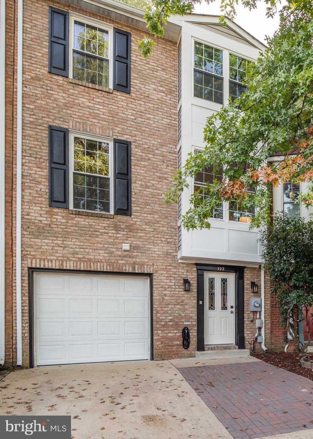 122 SANBORN PLACE