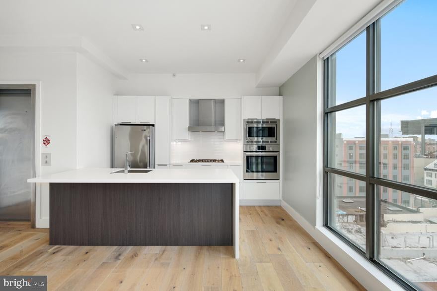 240 N 2ND STREET UNIT 6E