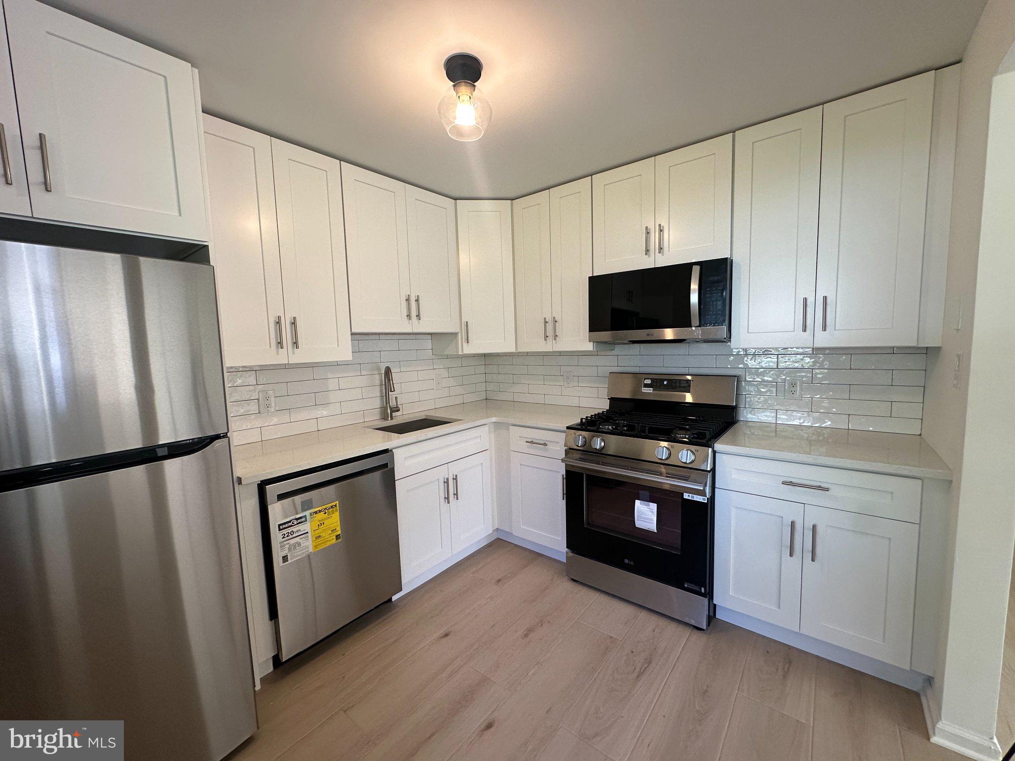 2105 BROOKHAVEN DRIVE