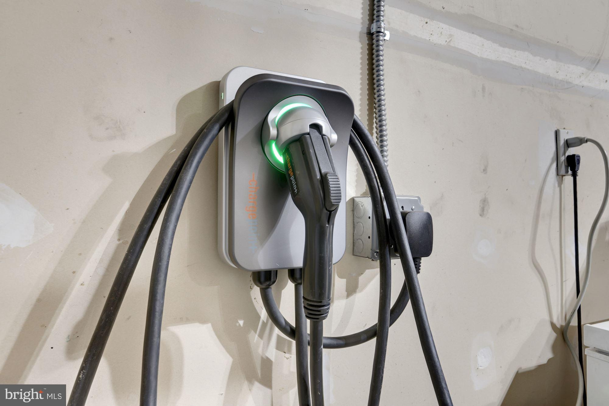 MAGNOLIA WOODS - Residential