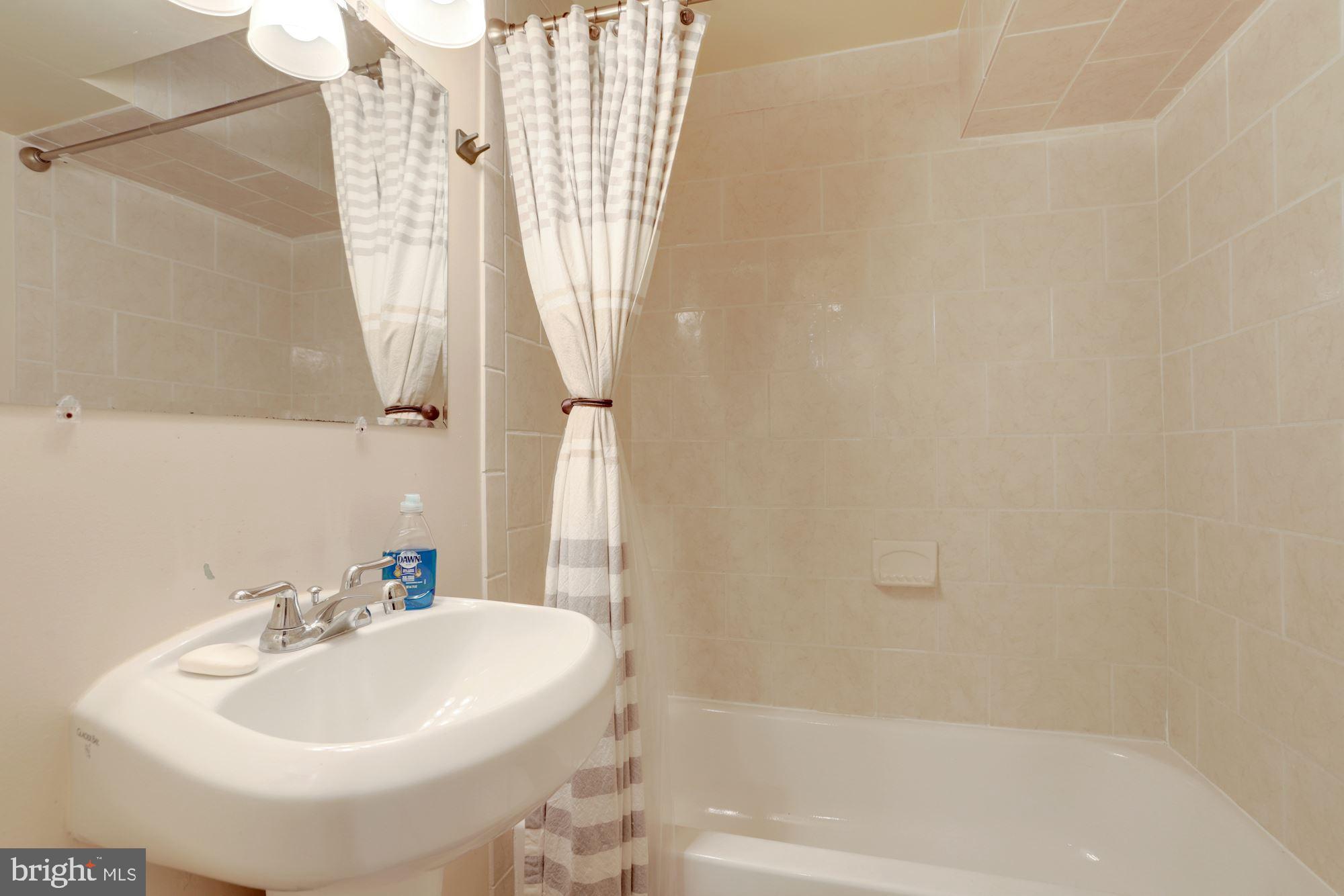 MAGNOLIA WOODS - Residential