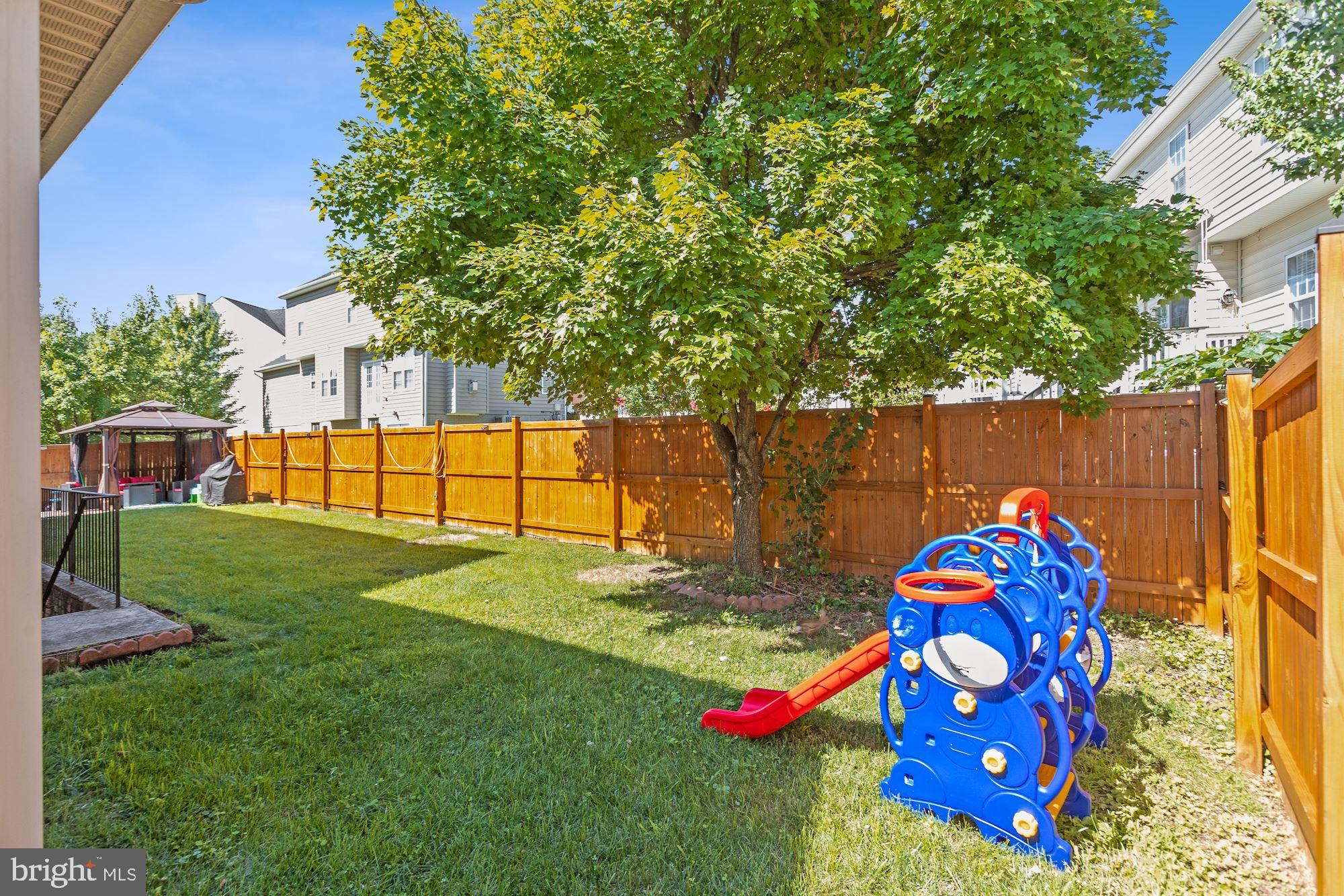 MAGNOLIA WOODS - Residential